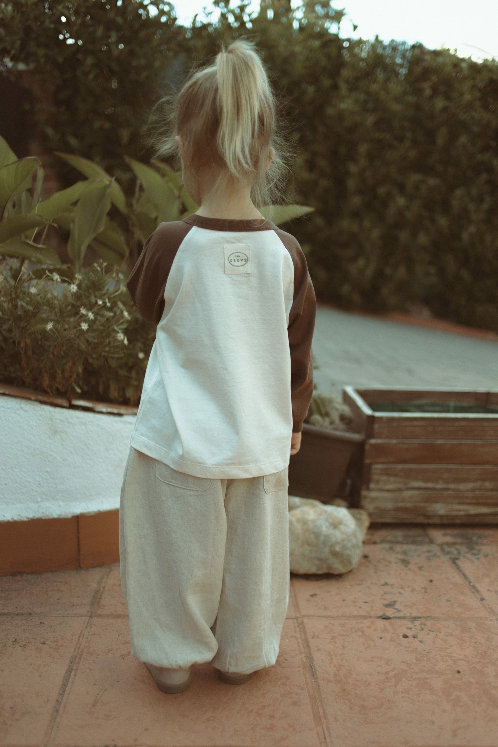 Grove Raglan Tee - Chestnut