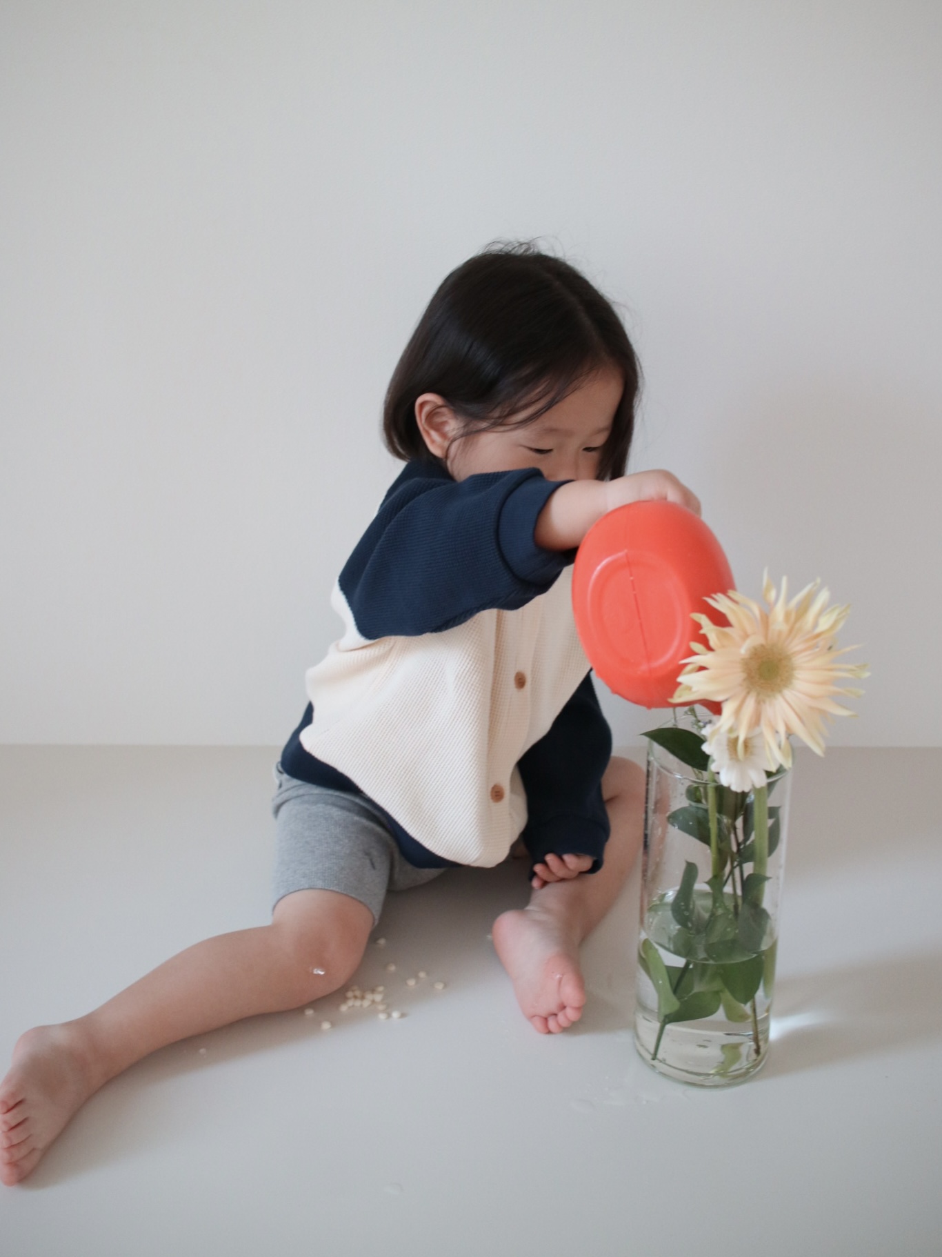 Bicolor Waffle Cardigan - Navy