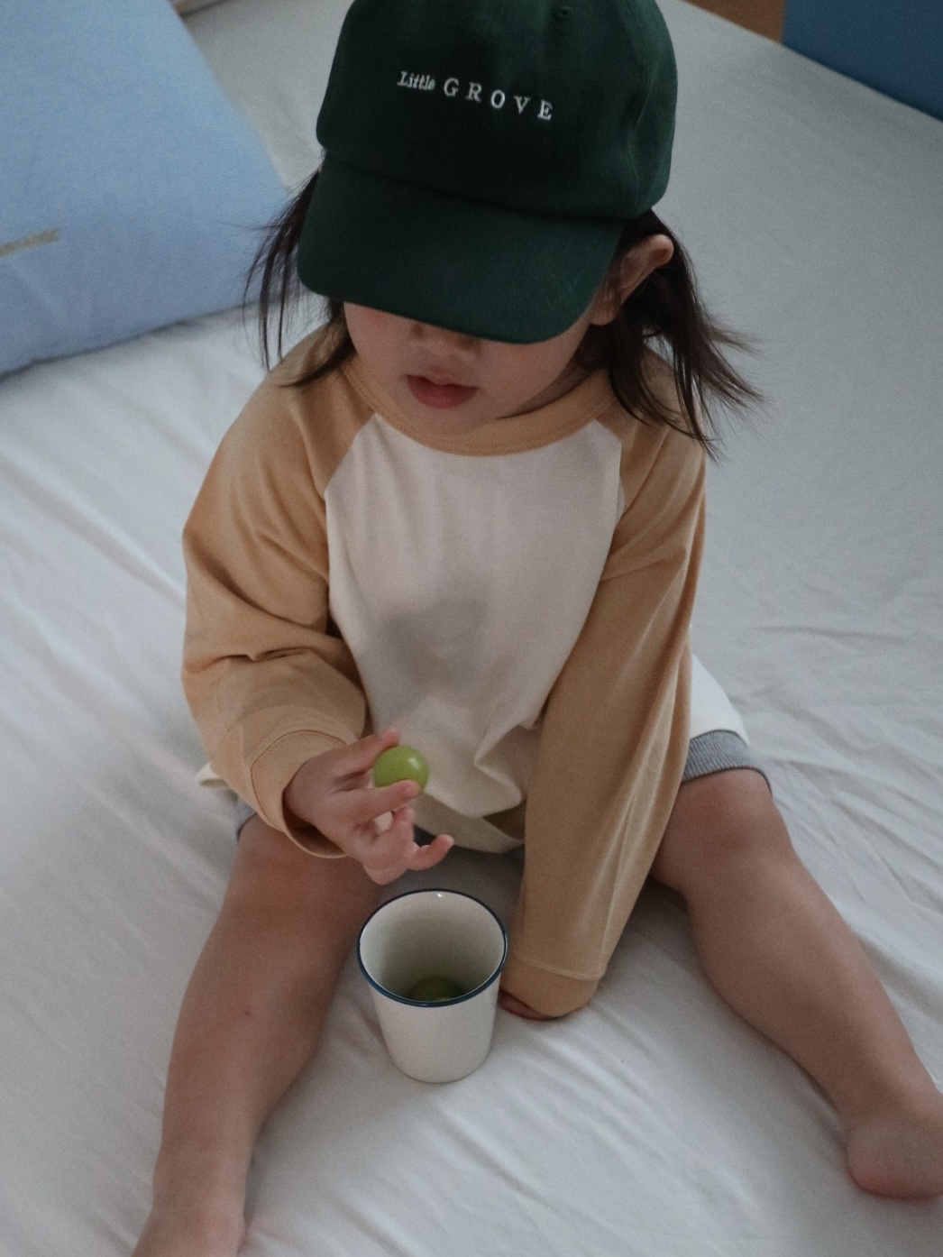 Grove Raglan Tee - Oat