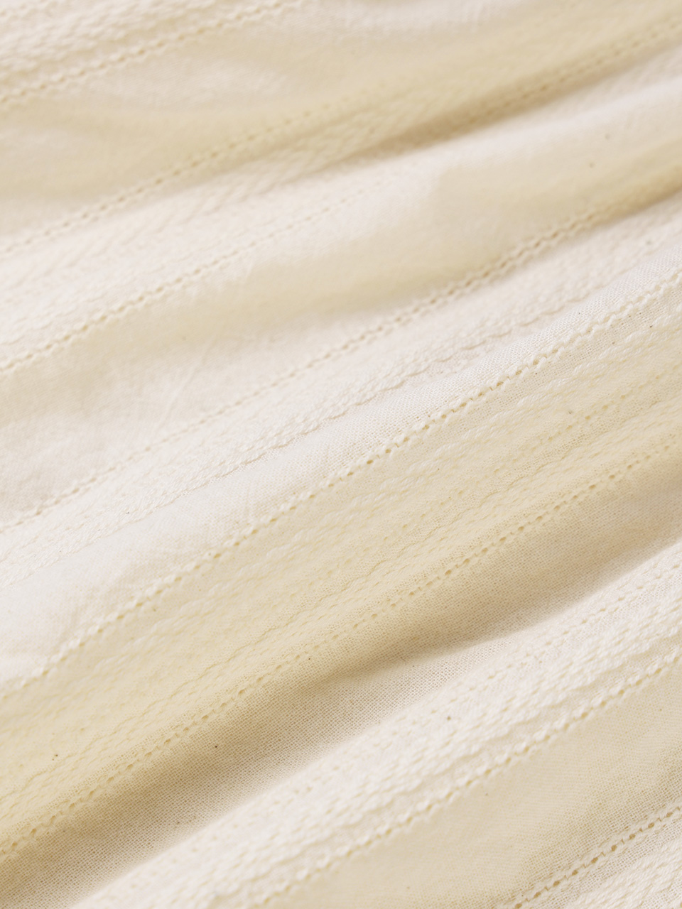 Embroideried Shirring Set up - Vanilla