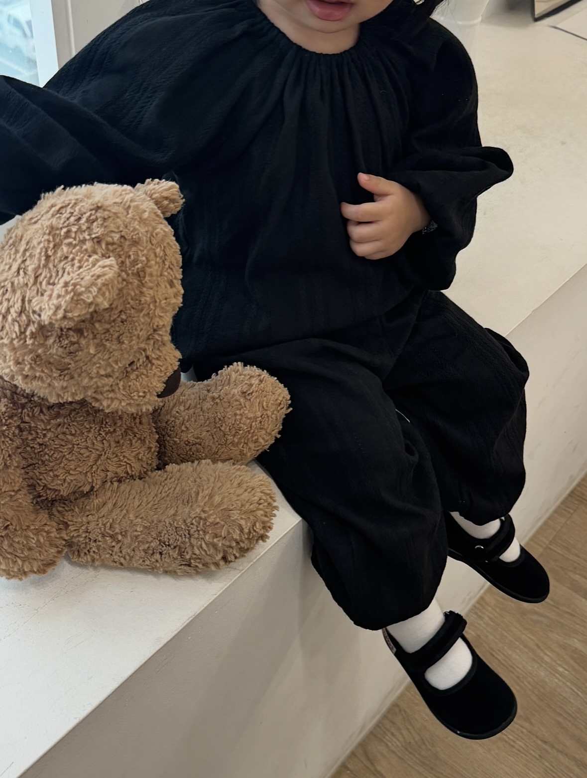 Embroideried Shirring Set up - Black