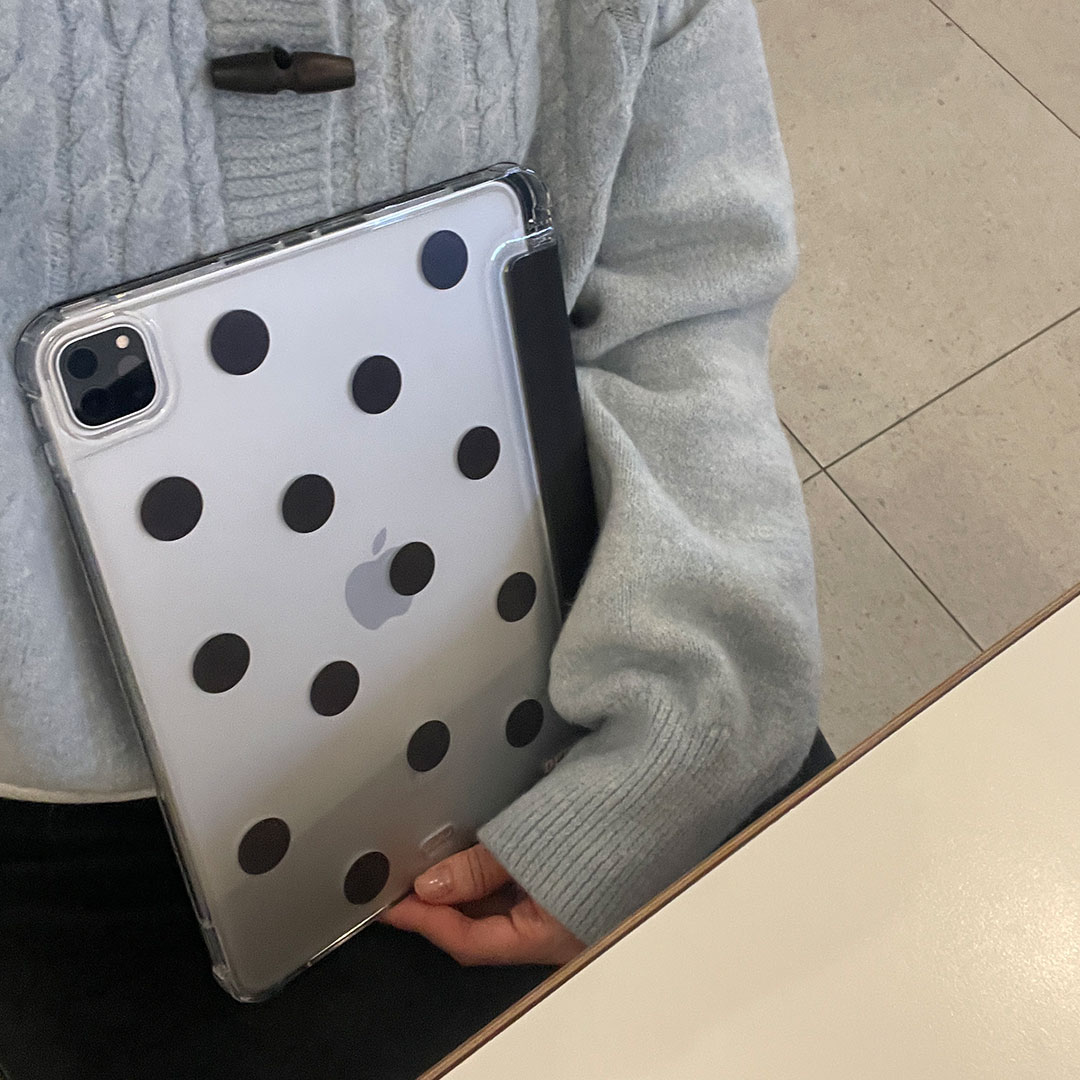 black polka dot ipad case