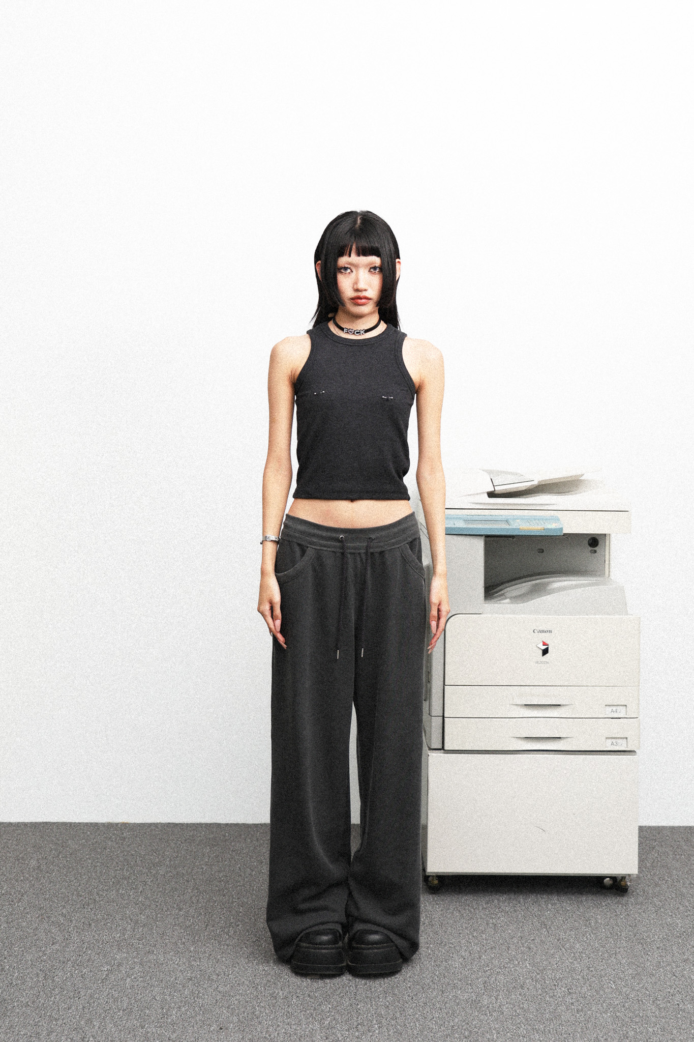 nipple piercing sleeveless (8월 20일 이후 순차배송)