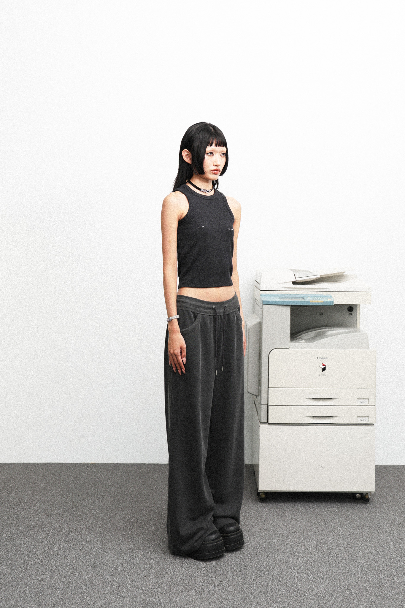 nipple piercing sleeveless (8월 20일 이후 순차배송)