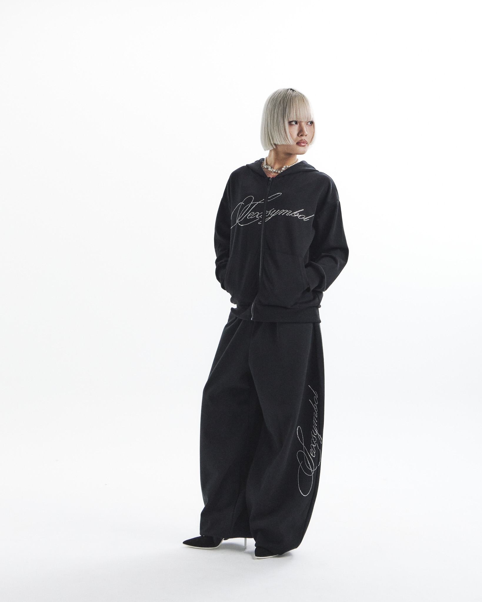 sxx symbol hooded zip-up