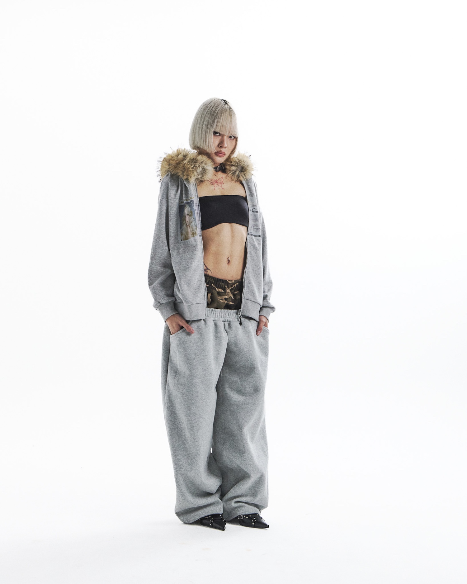 id card hooded zip-up- gray