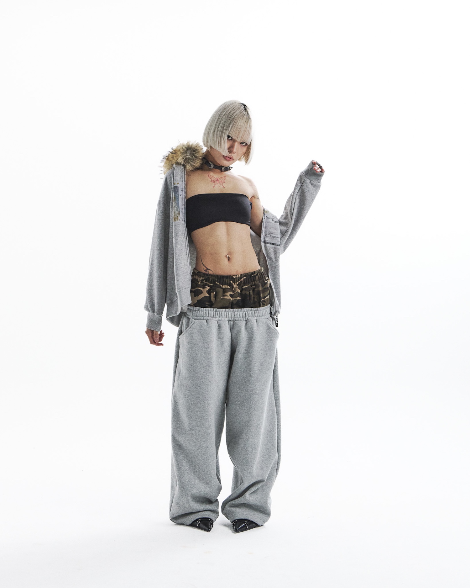 id card hooded zip-up- gray