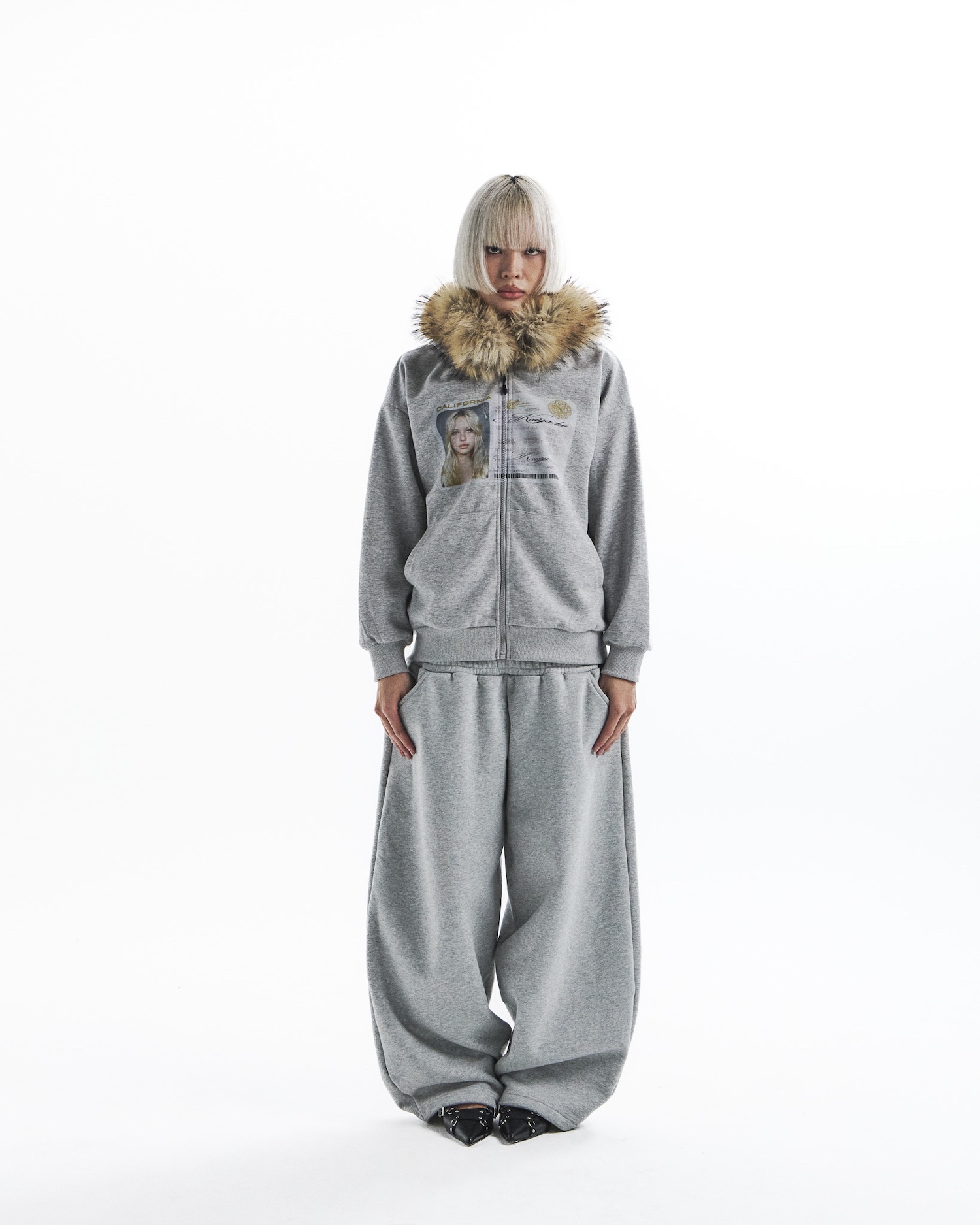 id card hooded zip-up- gray