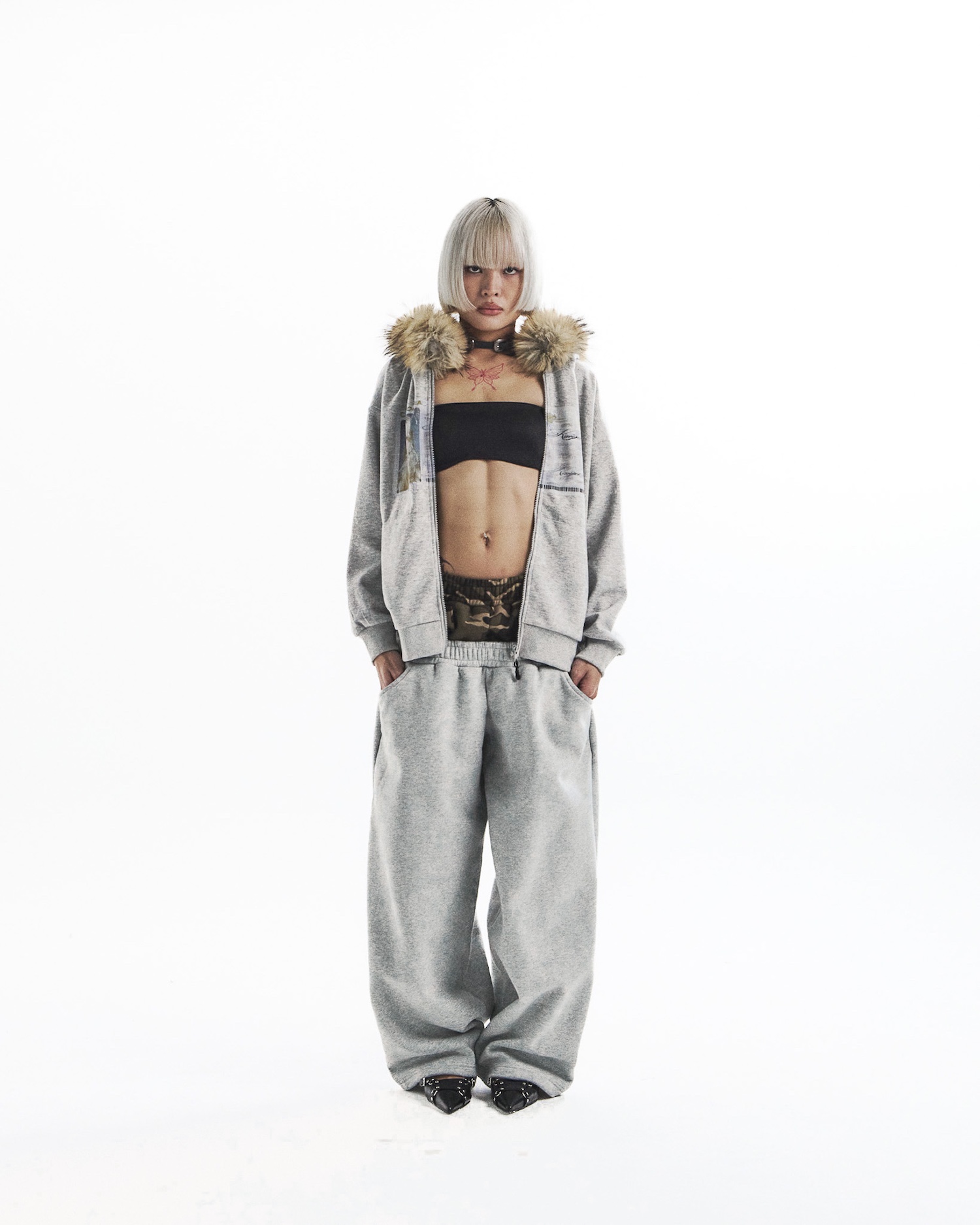 id card hooded zip-up- cream