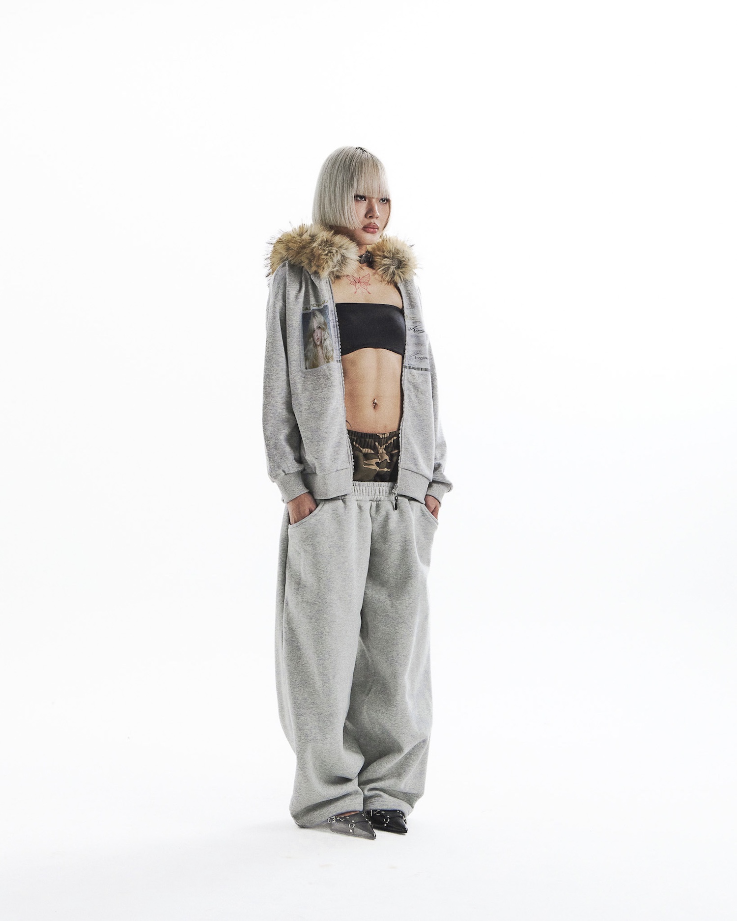 id card hooded zip-up- cream