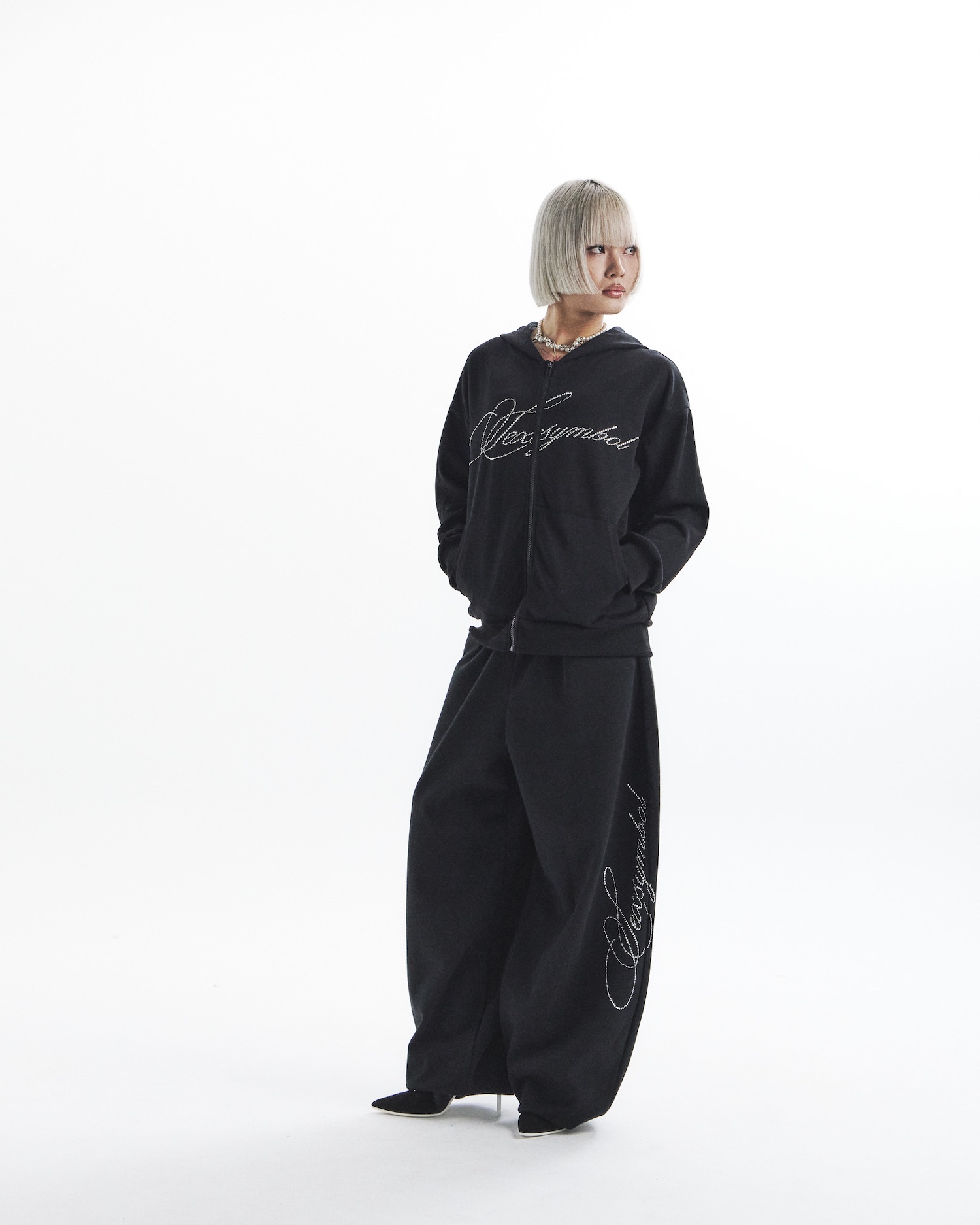 sxx symbol pants