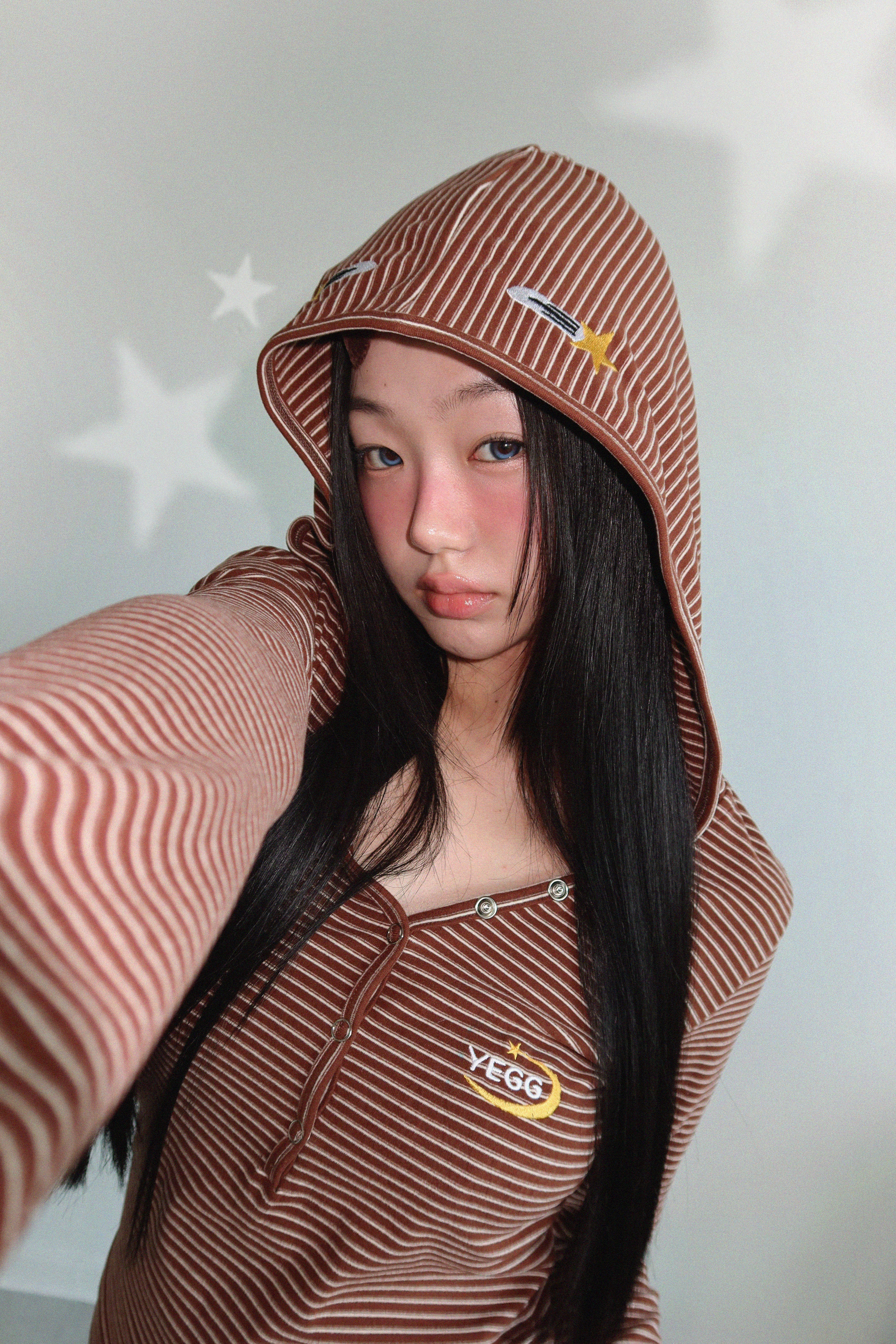 Star Pin Hoodie Tee
