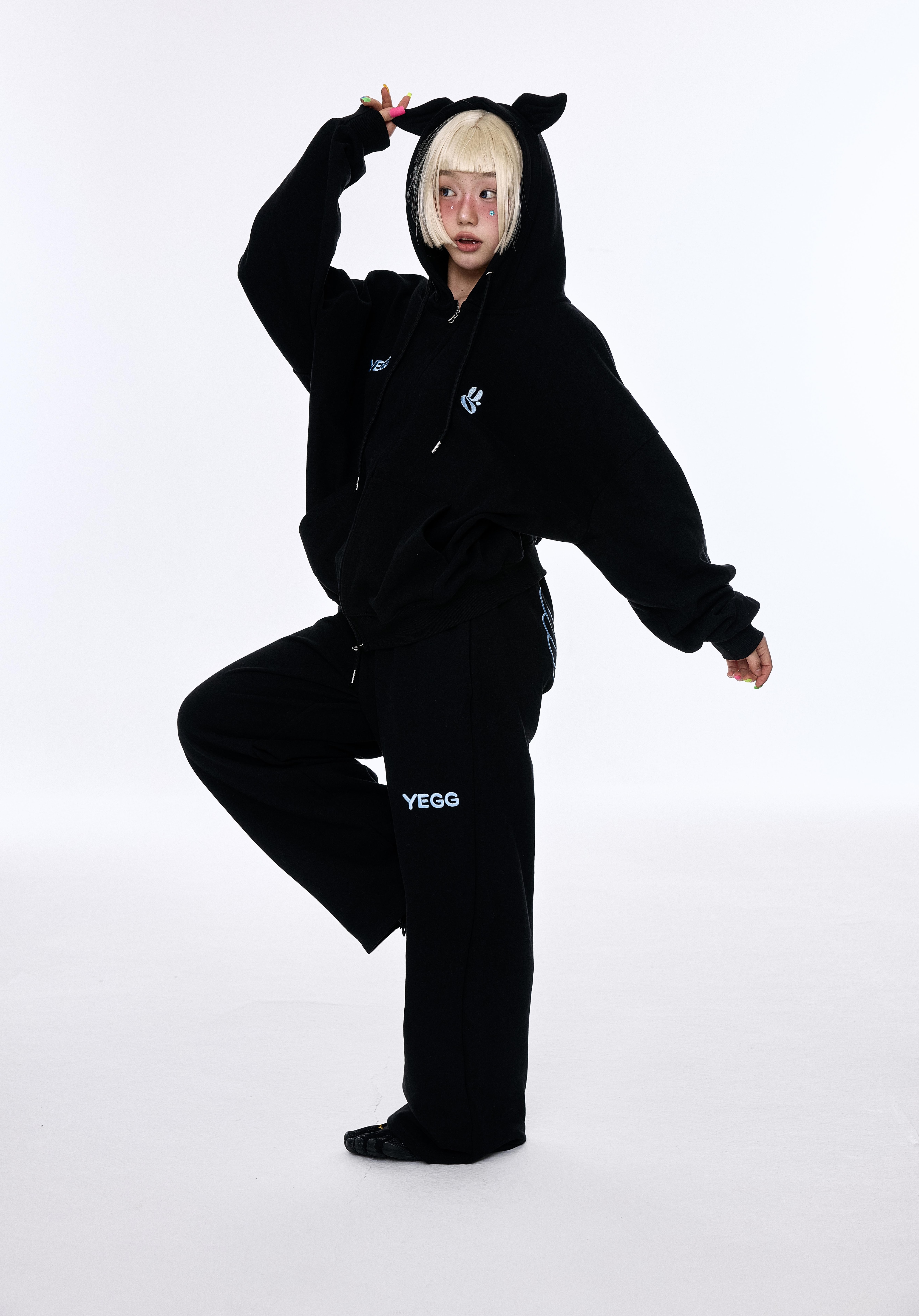 [Basic] Wing Pants Black