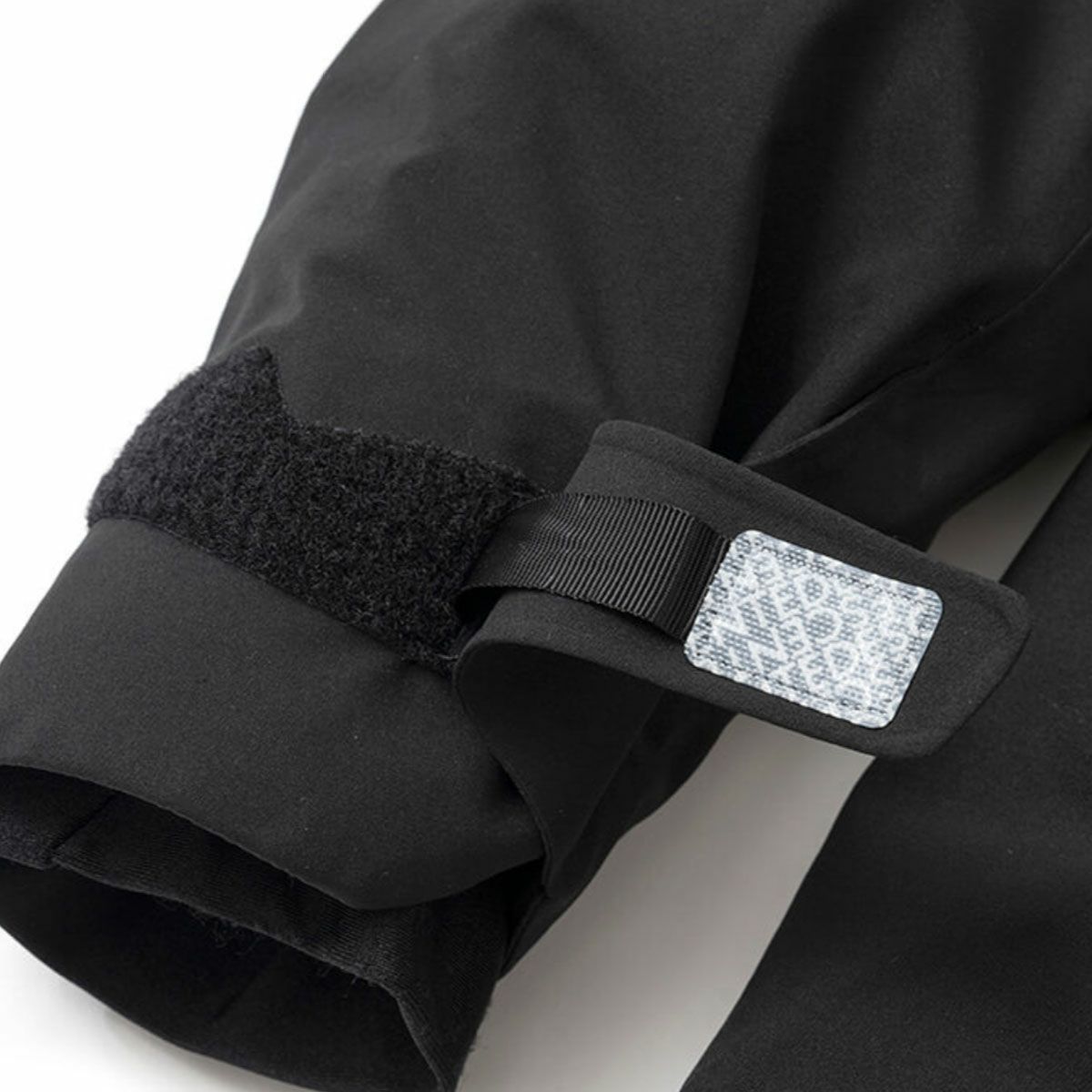 2425 DESCENTE INSULATED JACKET : DWMYGK90D