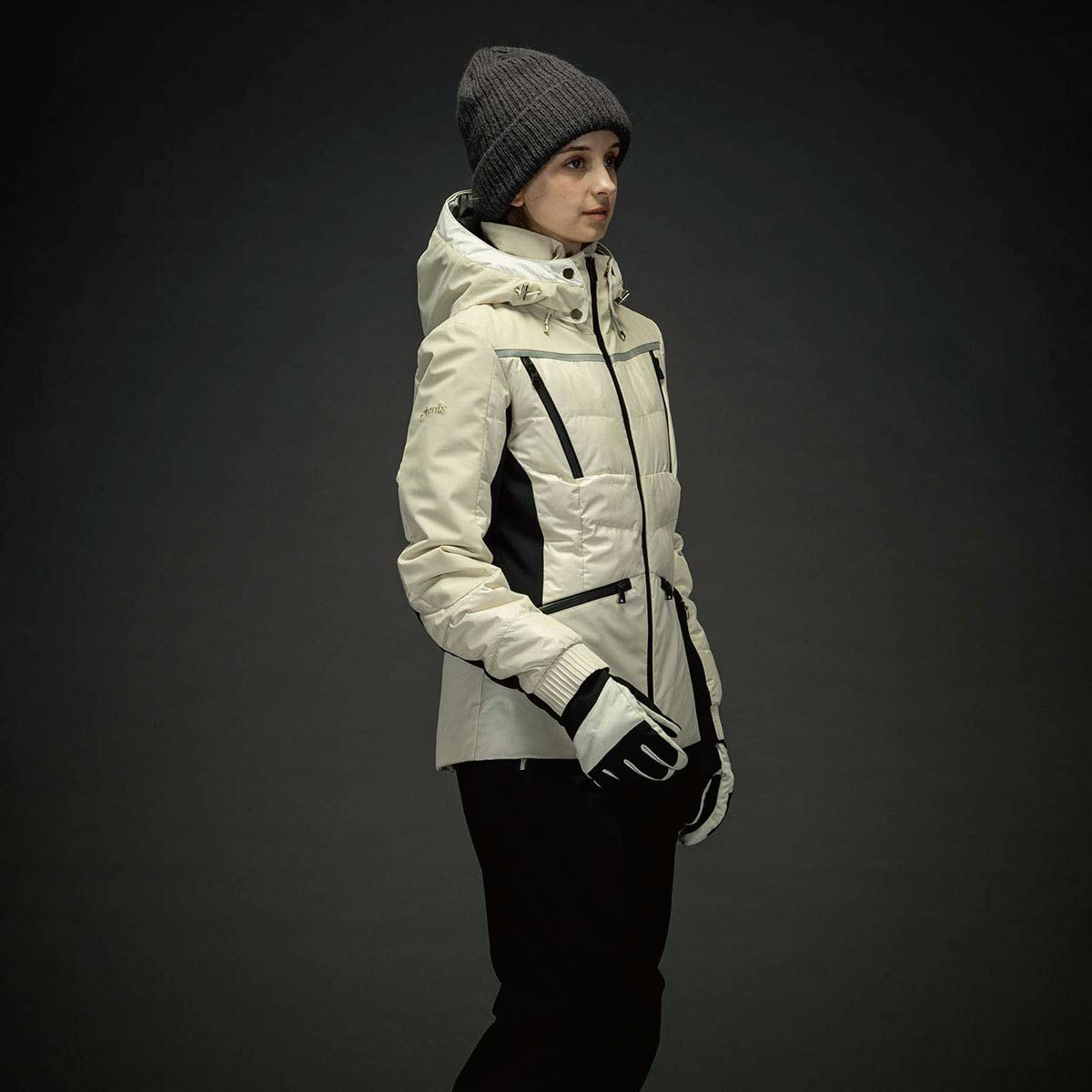 2425 PHENIX Elegant Snow Jacket : ESW24OT54