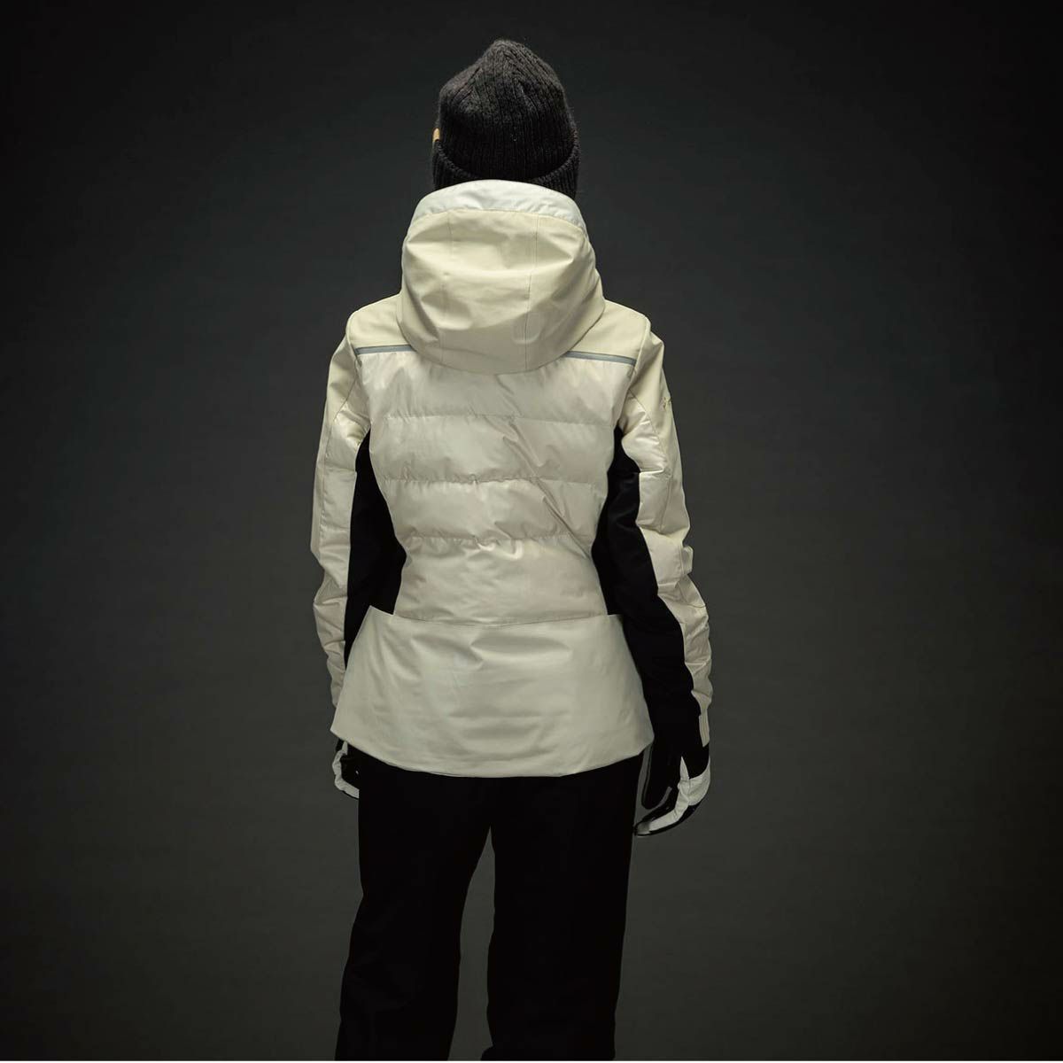 2425 PHENIX Elegant Snow Jacket : ESW24OT54