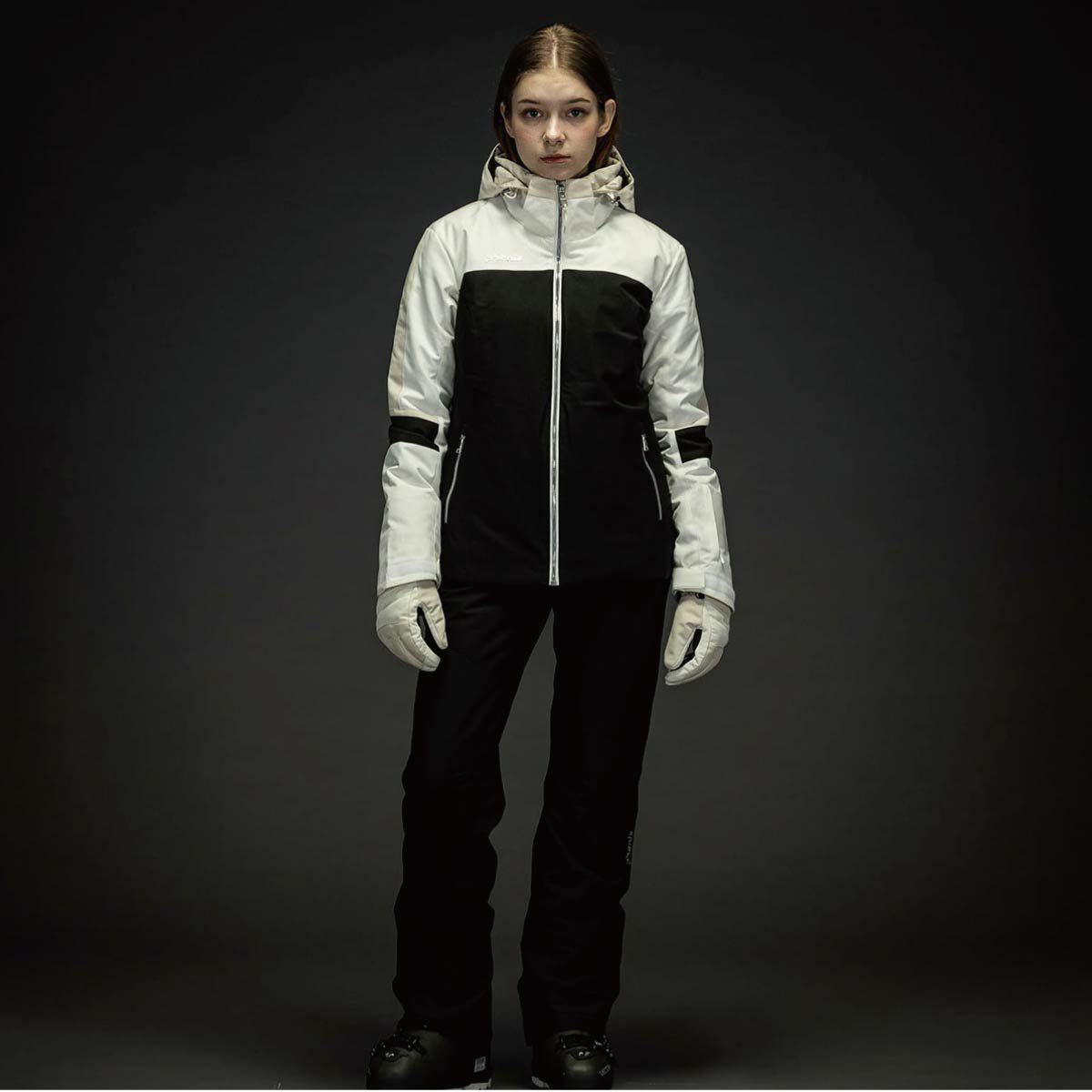 2425 PHENIX Snow Angel Jacket : ESW24OT64