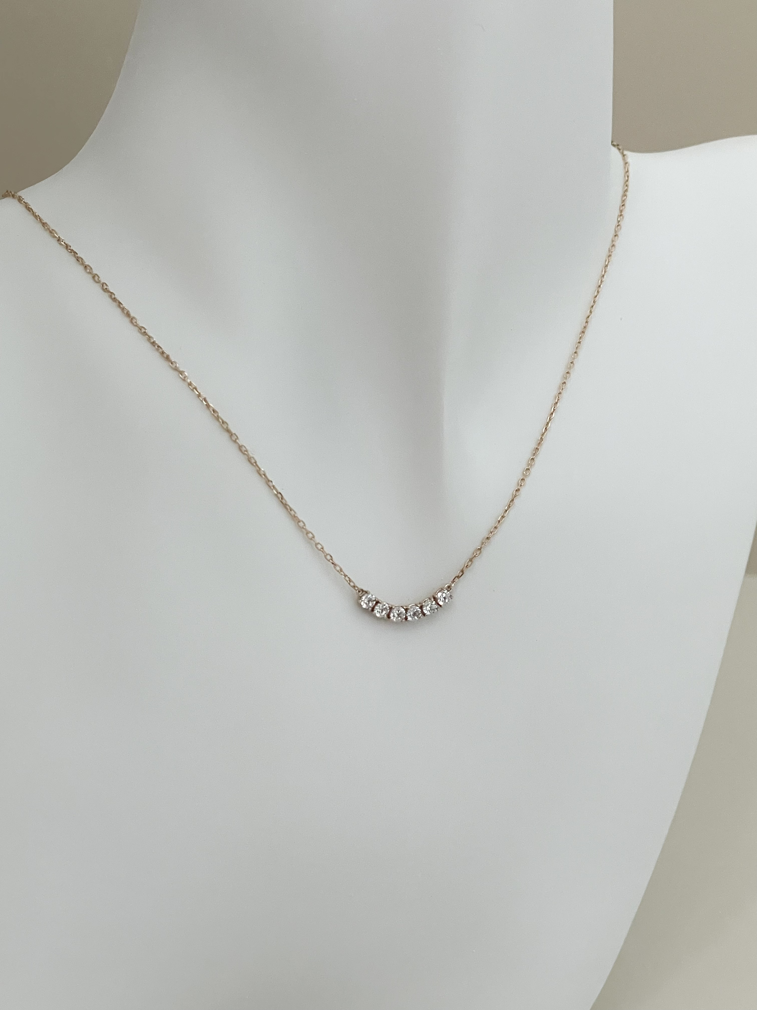 SIX DIAMONDS NECKLACE (natural diamonds)