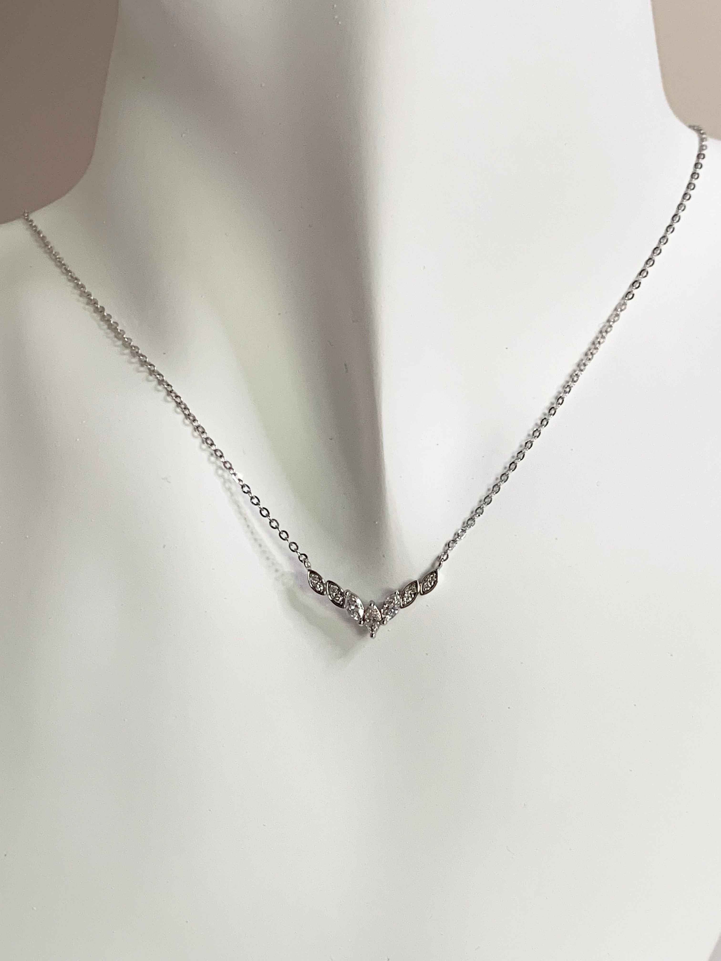 RUA NECKLACE (Lab diamond)