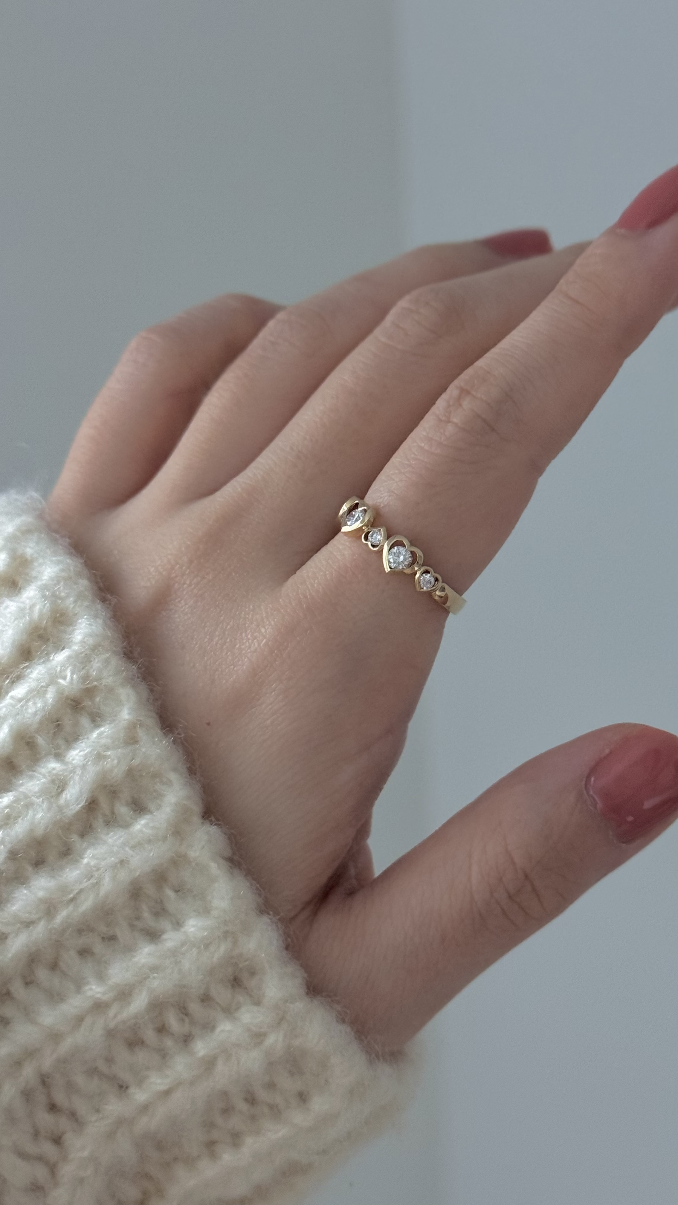 Half Heart Ring (Lab diamond)