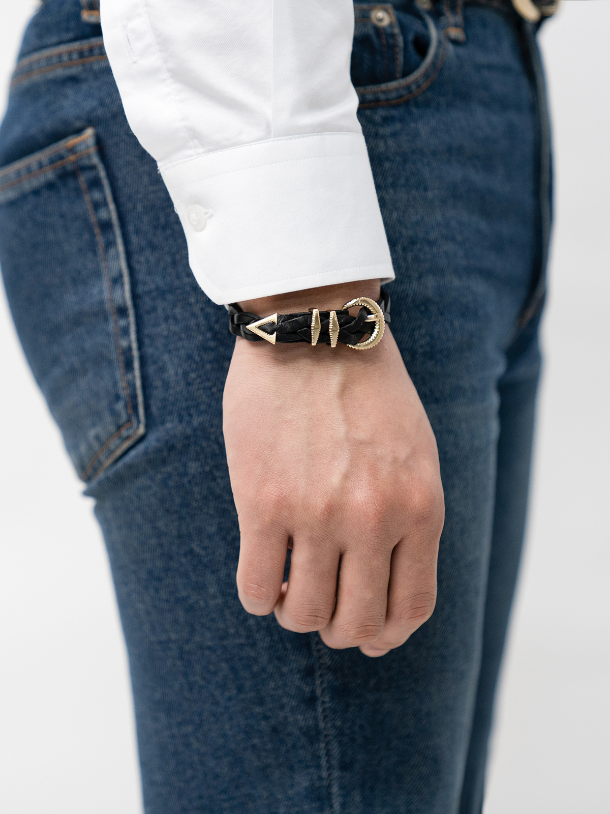 Signature AC Bracelet #001 [W.black & Gold]