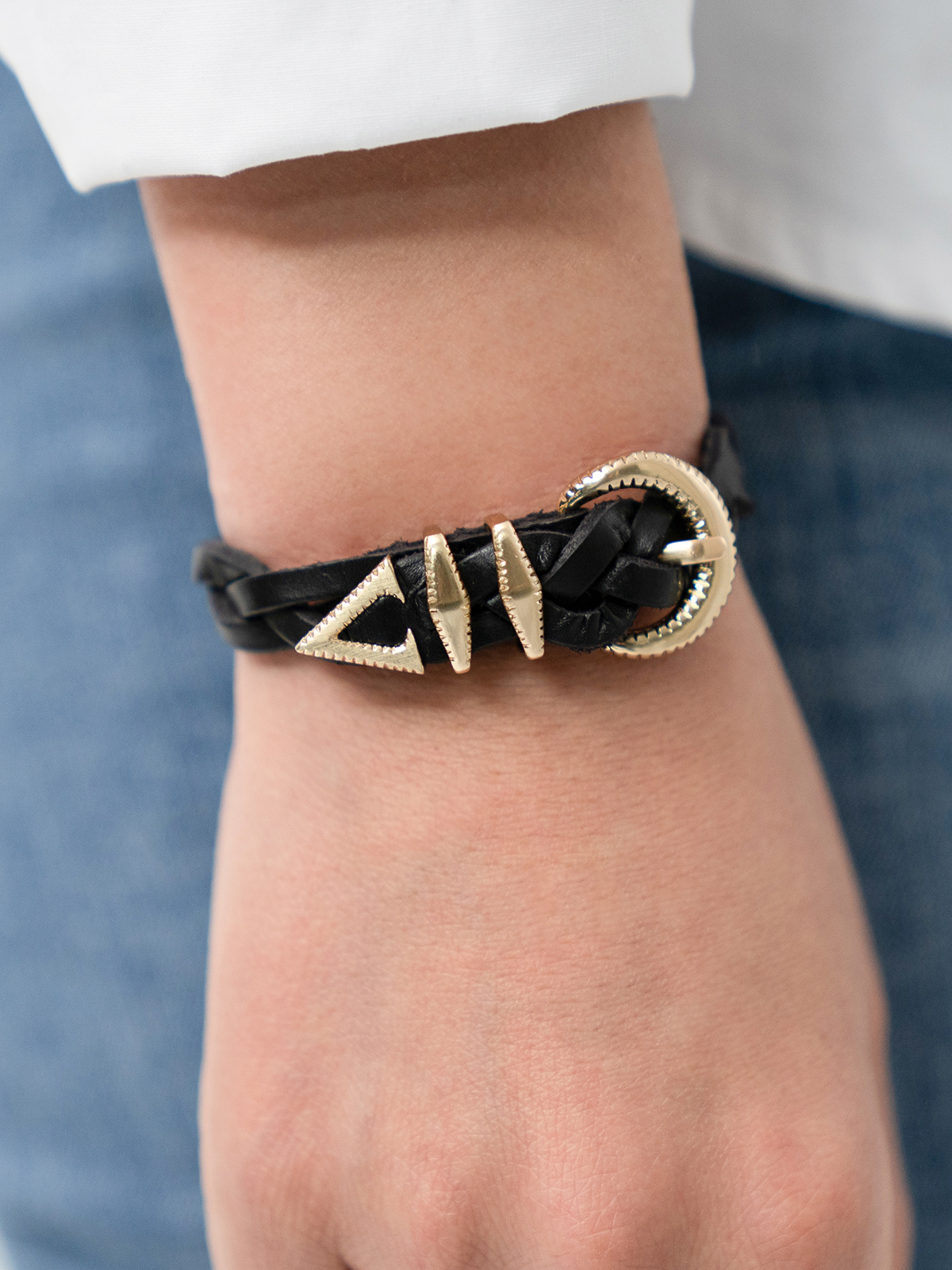 Signature AC Bracelet #001 [W.black & Gold]