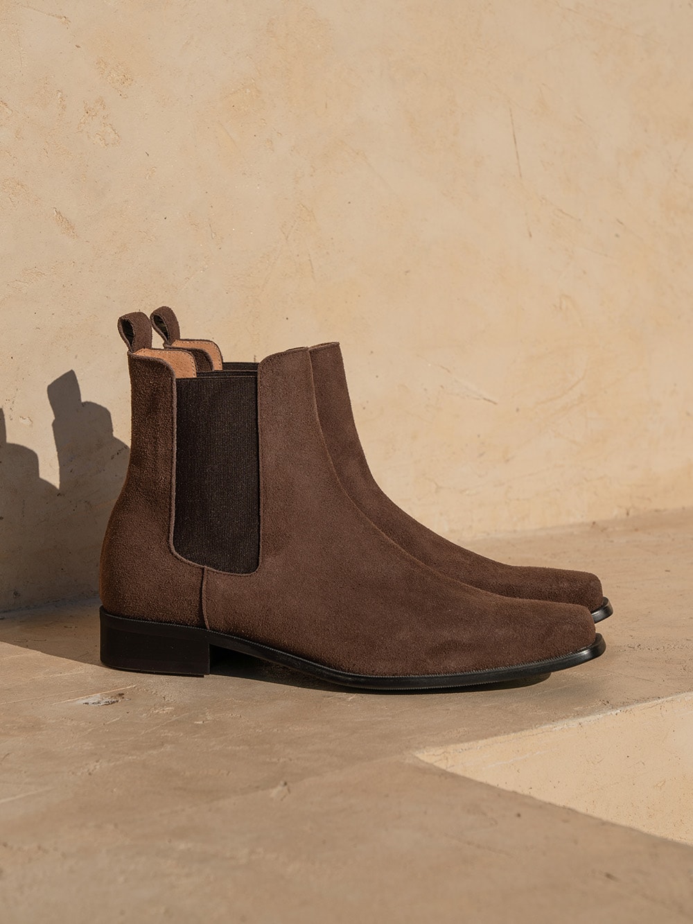 Estro Chelsea Boots #080 [Dark brown suede]