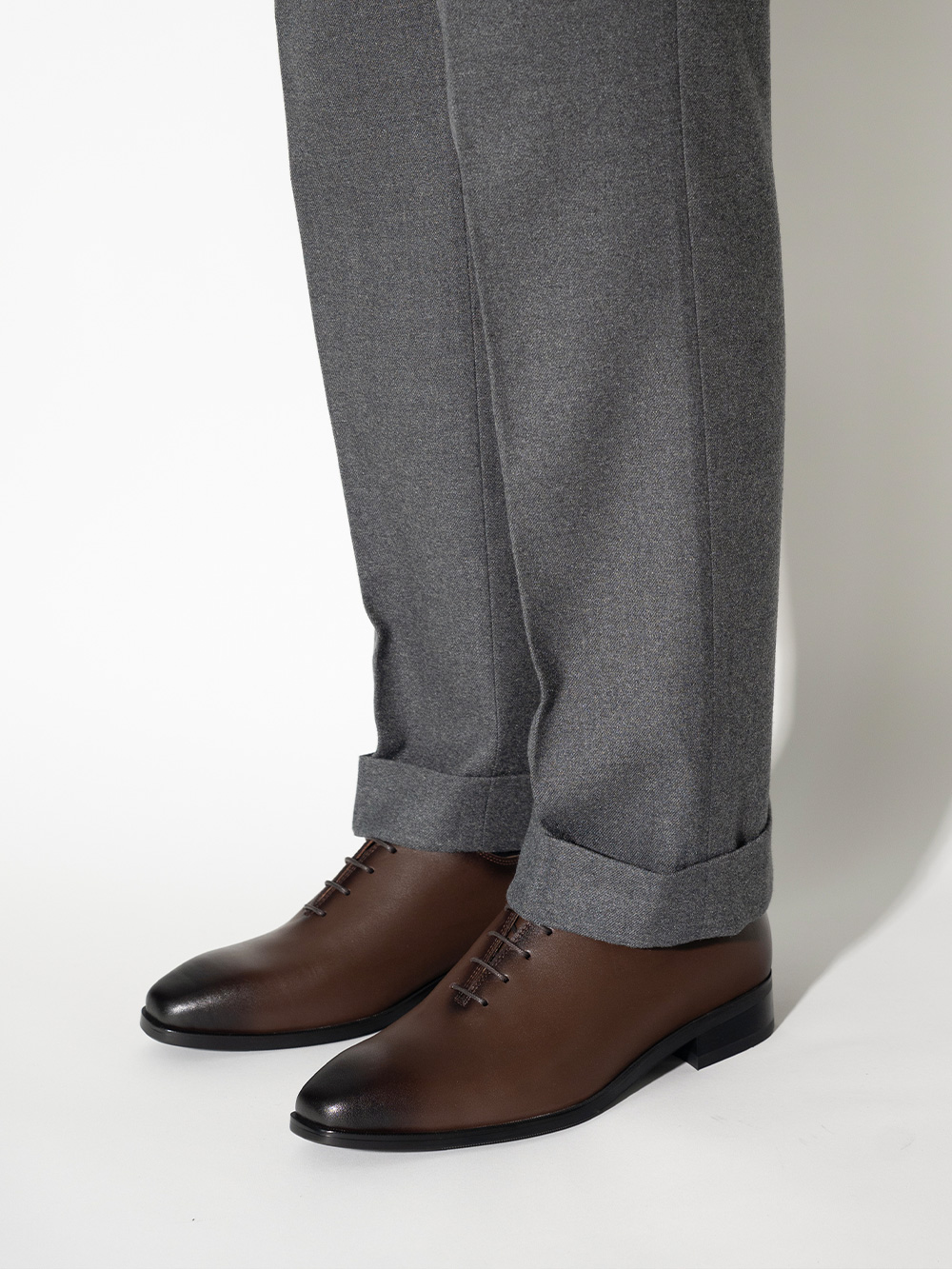 Ardor Oxford #1002 [Dark brown]