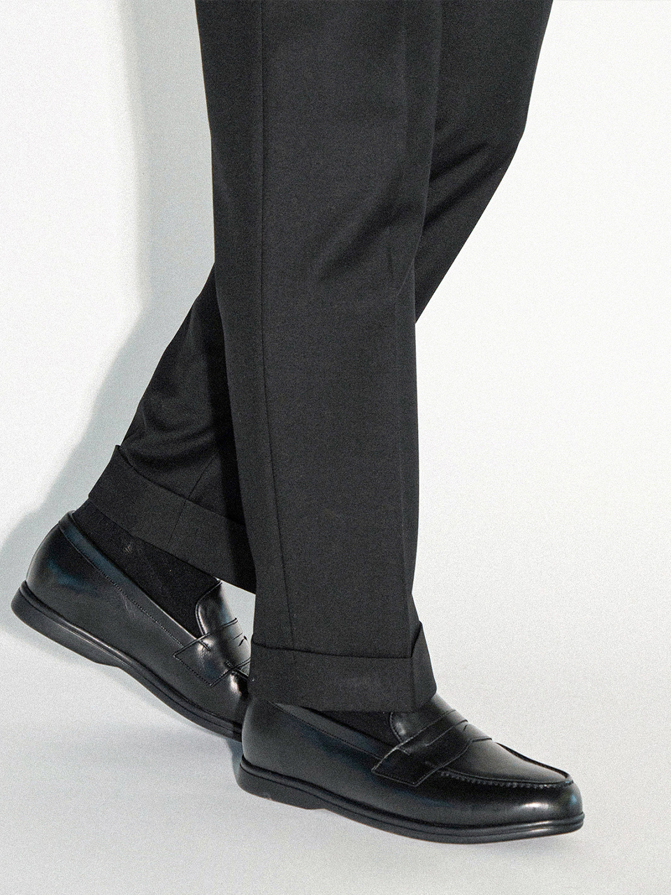 Resort Penny Loafers #4405B [Black]