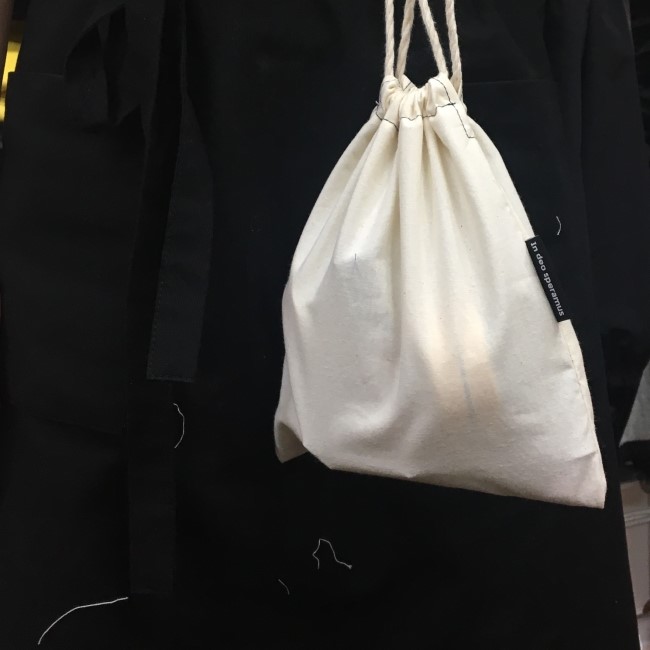 올웨이즈 아이보리 파우치(Always ivory pouch)