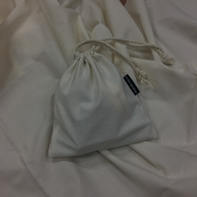 올웨이즈 아이보리 파우치(Always ivory pouch)
