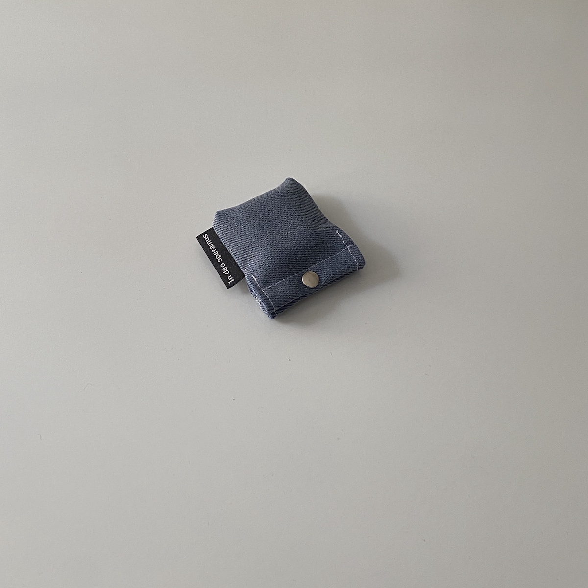 빈티지 데님 에어팟 케이스 (Vintage denim airpods case)