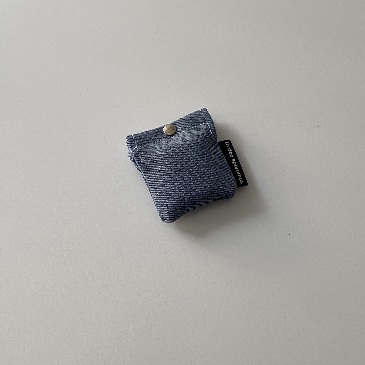 빈티지 데님 에어팟 케이스 (Vintage denim airpods case)