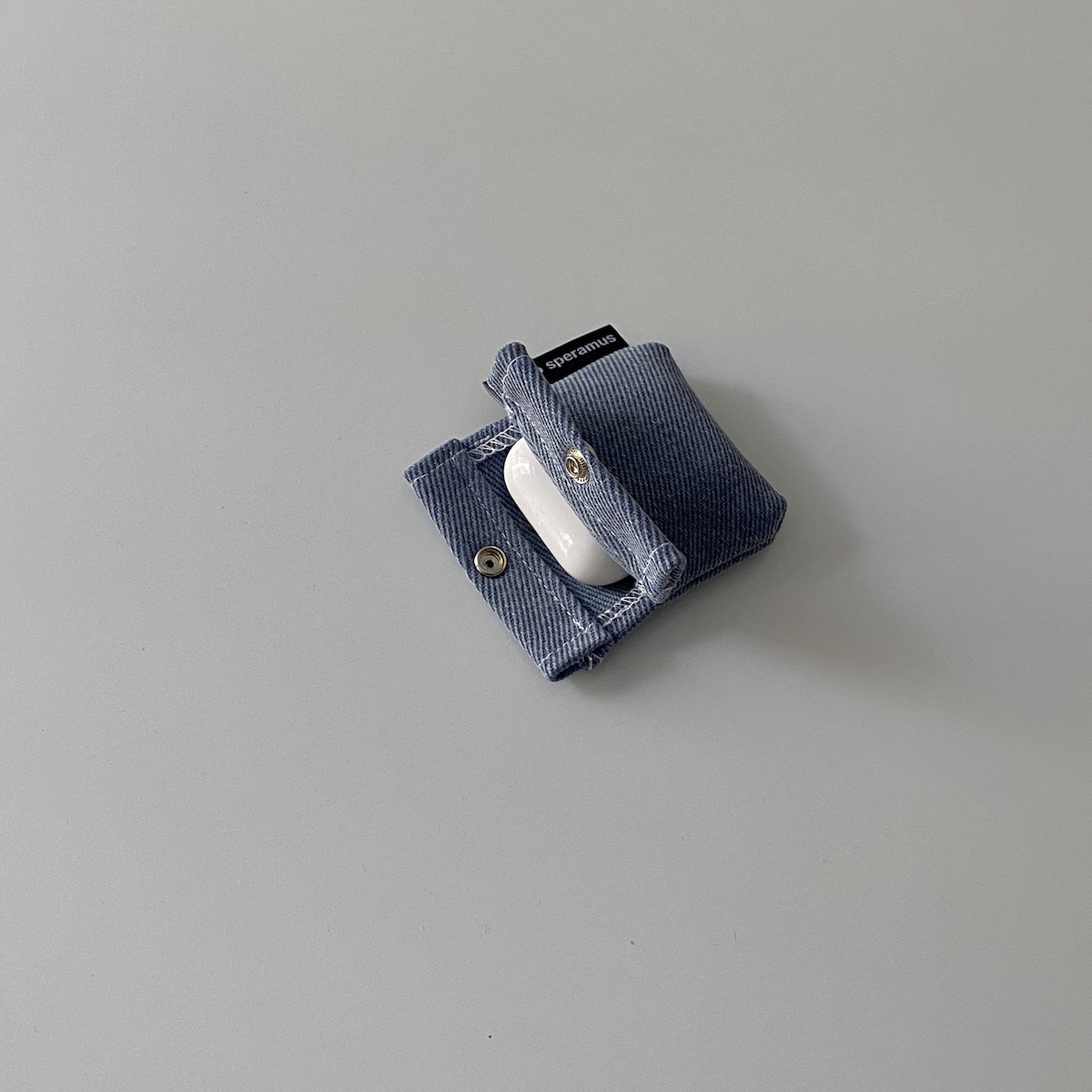 빈티지 데님 에어팟 케이스 (Vintage denim airpods case)