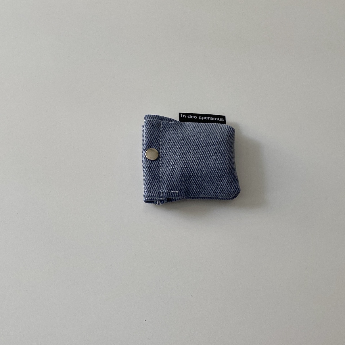 빈티지 데님 에어팟 케이스 (Vintage denim airpods case)