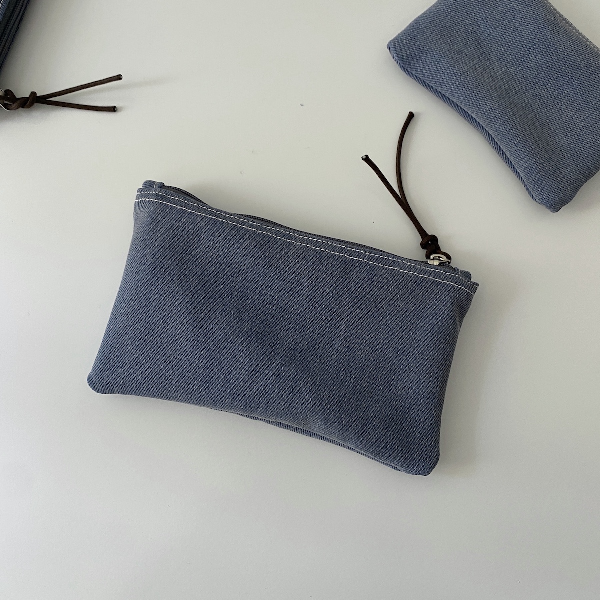 빈티지 데님 파우치 (Vintage denim pouch)