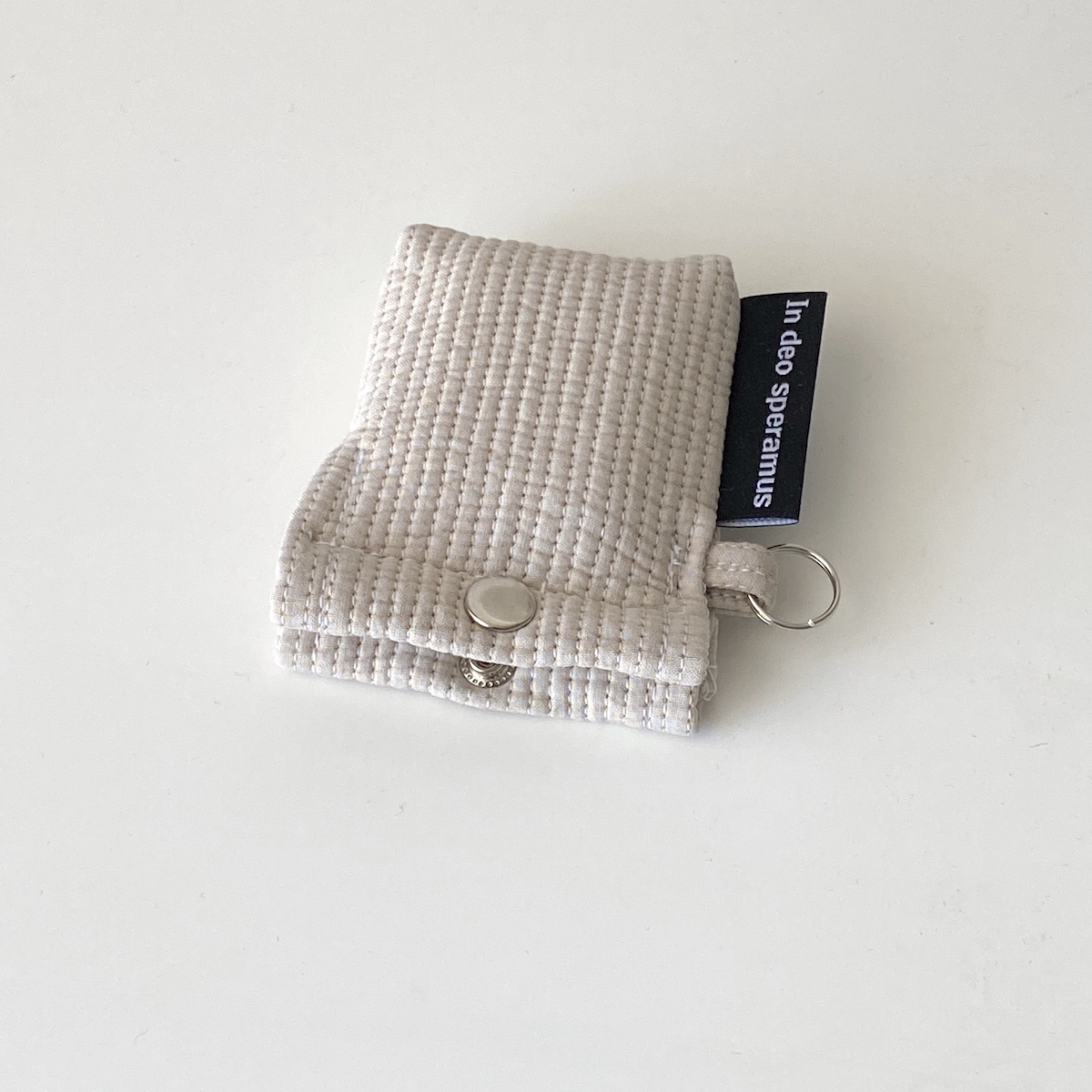 퀼팅 아이보리 에어팟 케이스 (Quilting ivory airpods case)