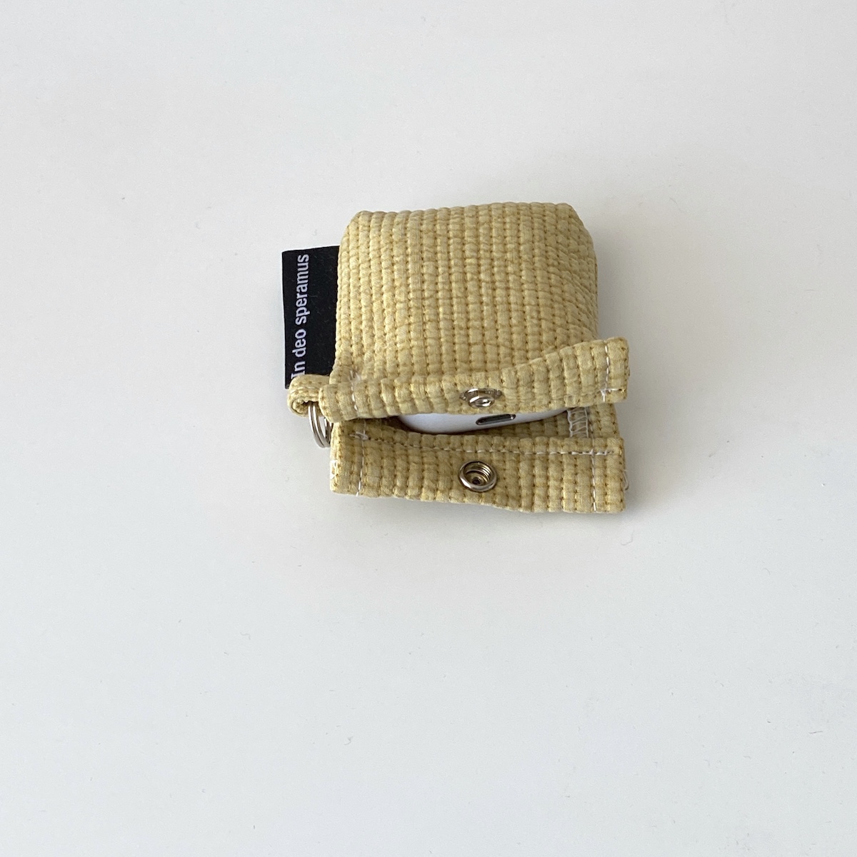 퀼팅 머스타드 에어팟 케이스 (Quilting mustard airpods case)