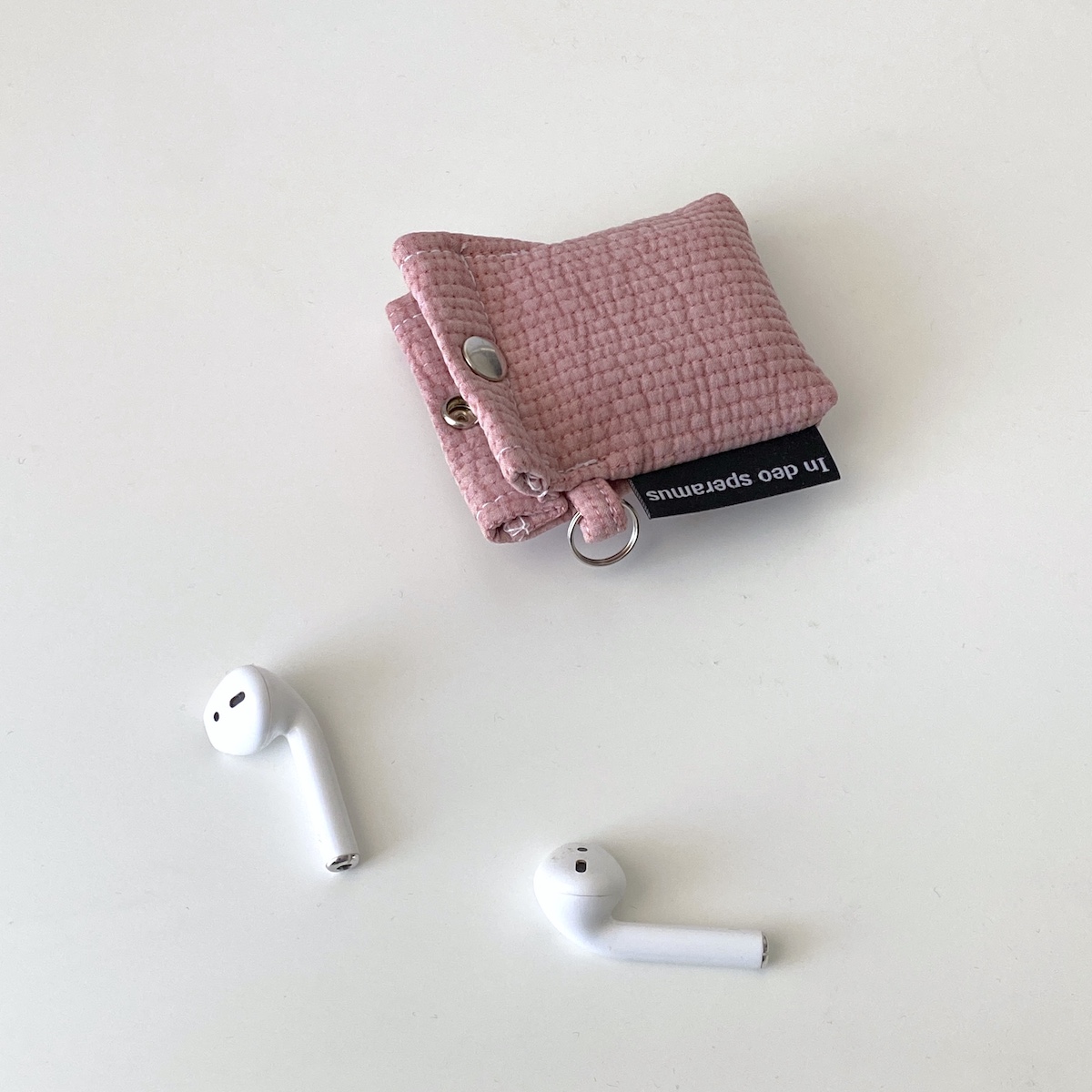 퀼팅 핑크 에어팟 케이스 (Quilting pink airpods case)