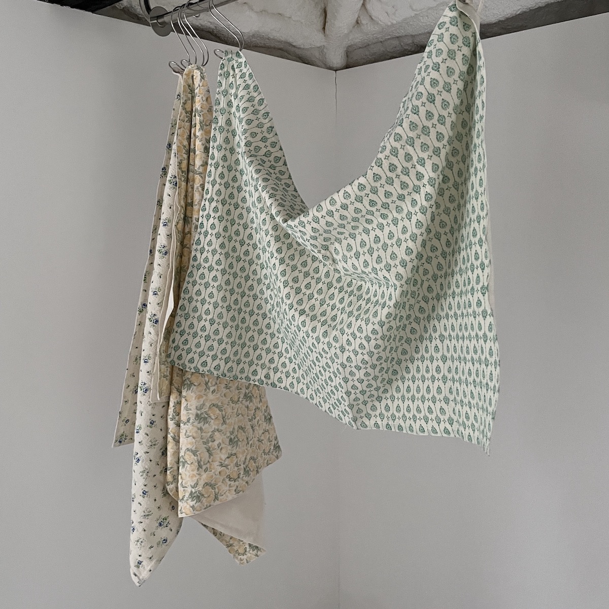 초록 패턴 앞치마 매트(Green pattern apron mat)