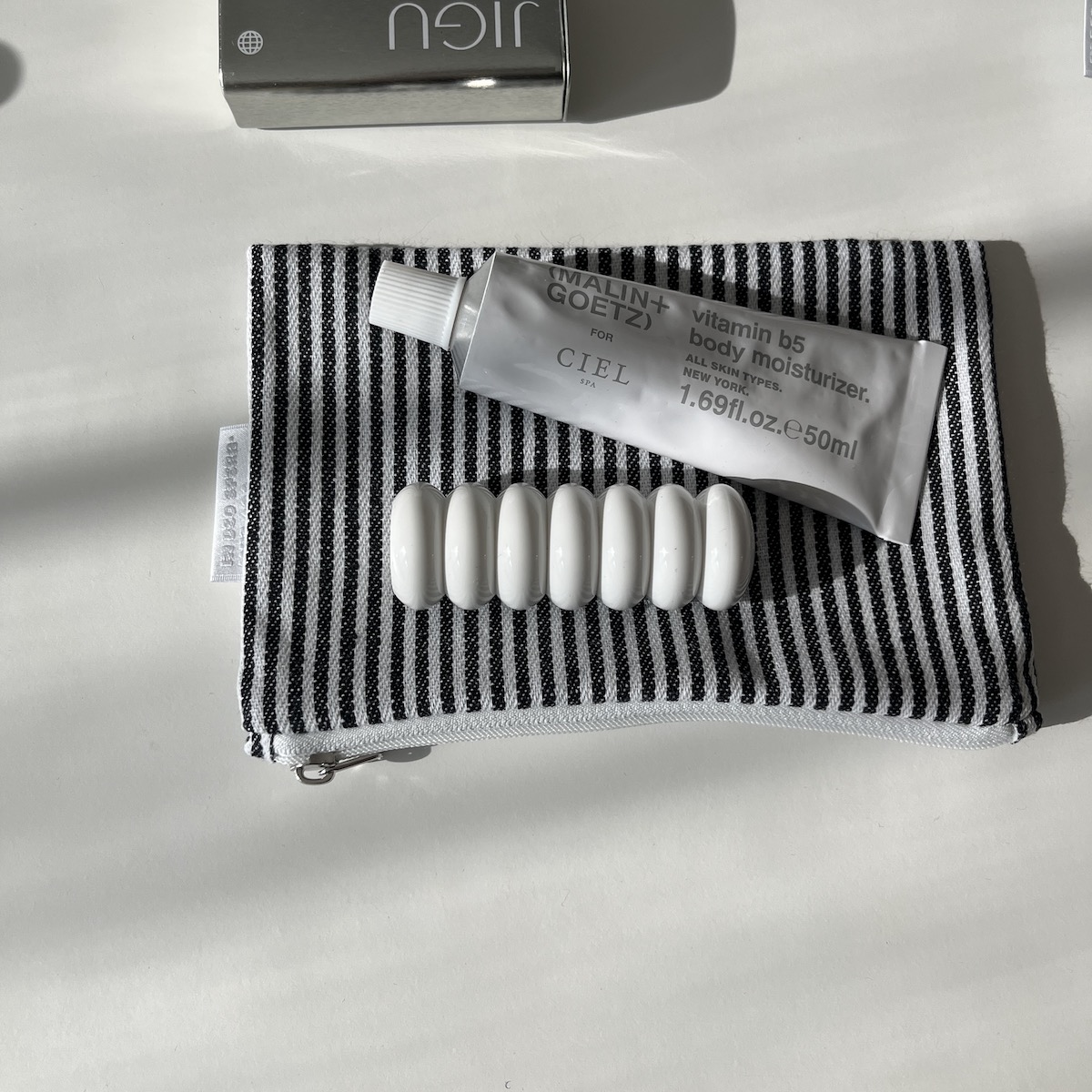 쿨블랙 스트라이프 파우치