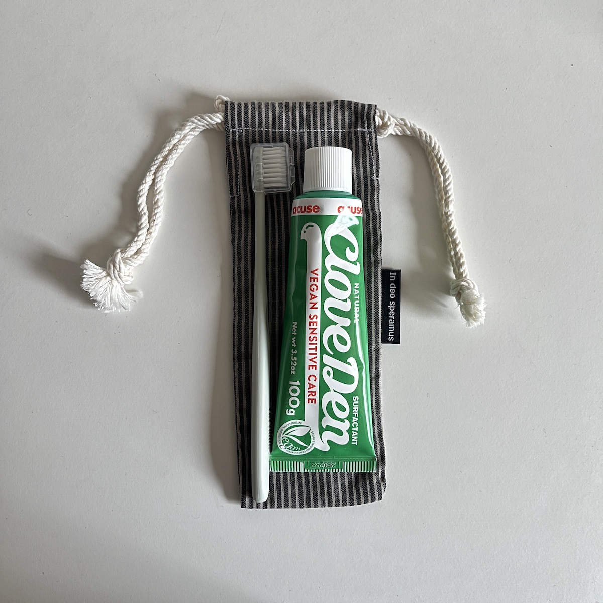 블랙 스트라이프 칫솔 케이스