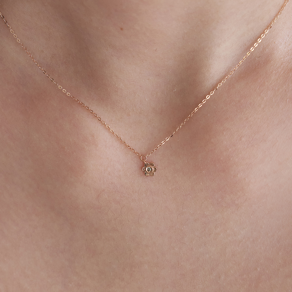NECKLACE NO 209