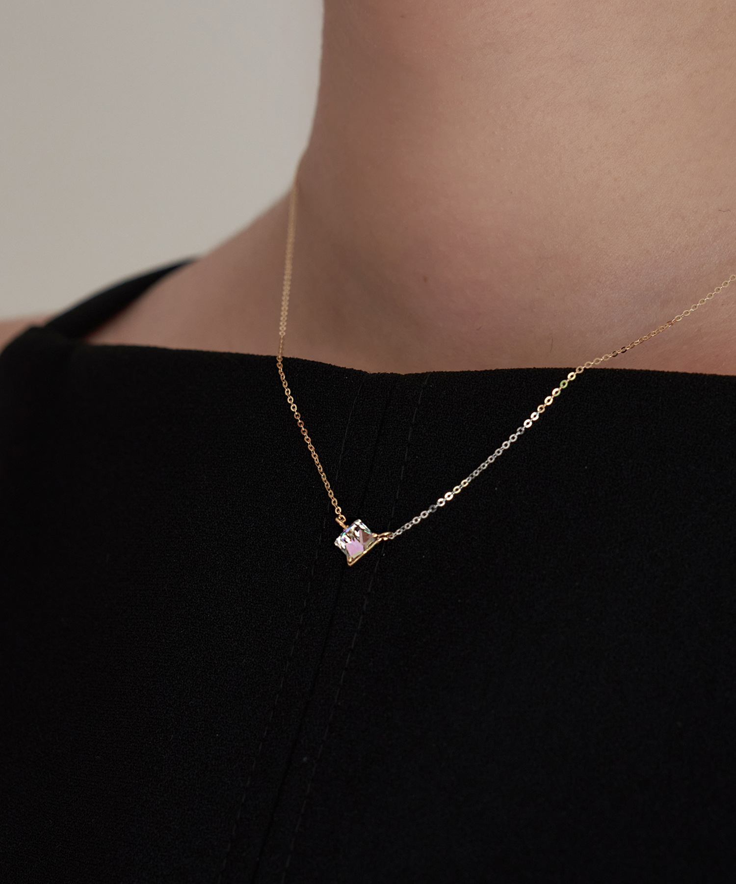 NECKLACE NO 224