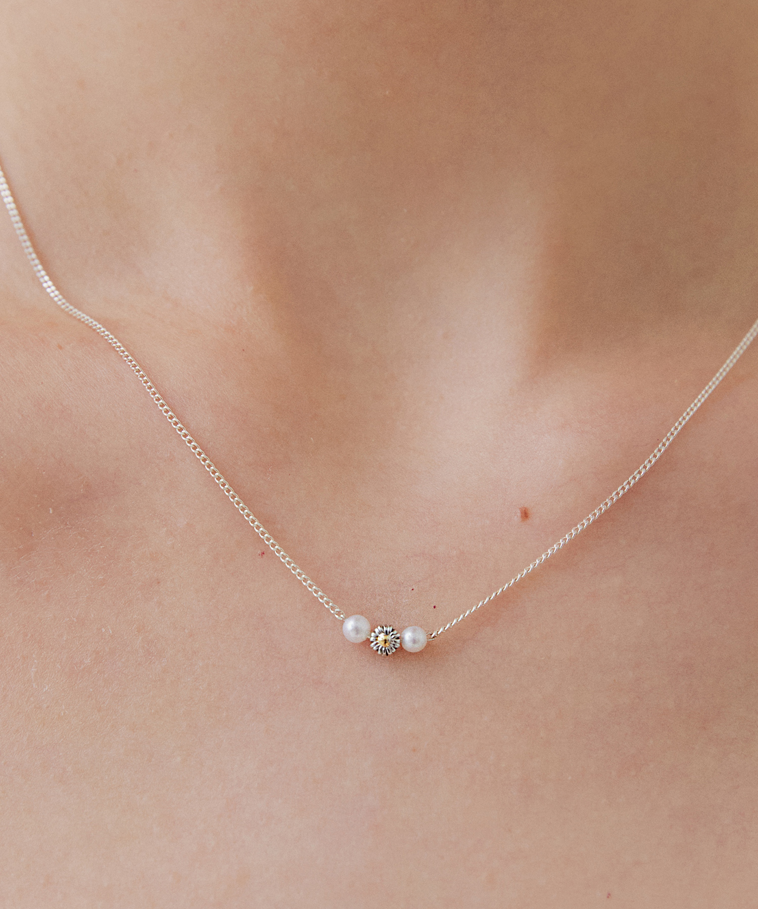 NECKLACE NO 227
