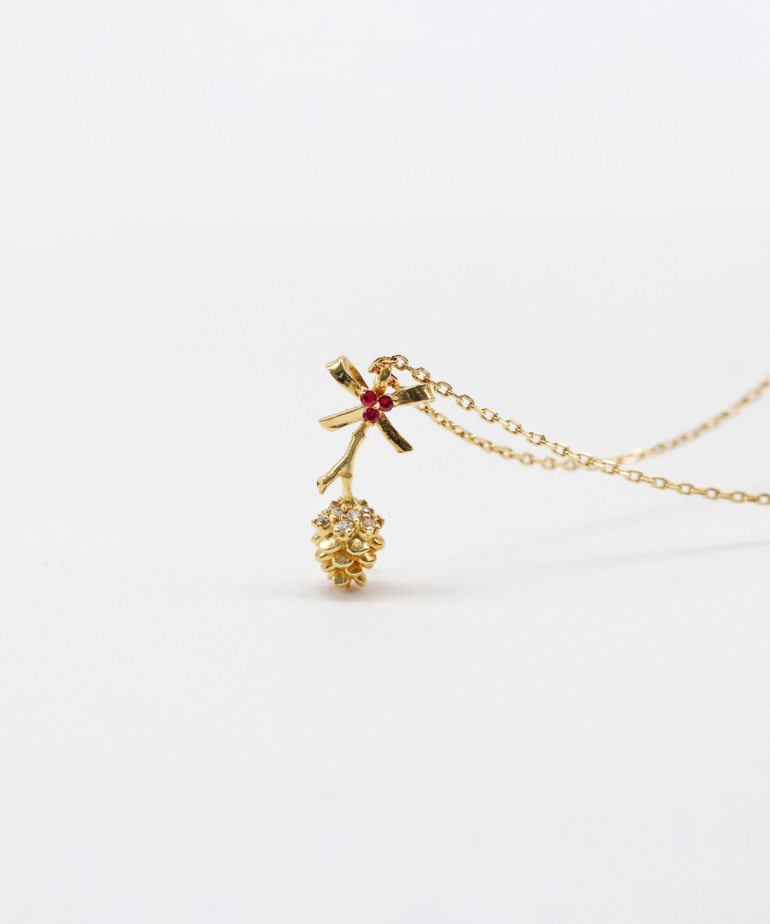 NECKLACE NO 225