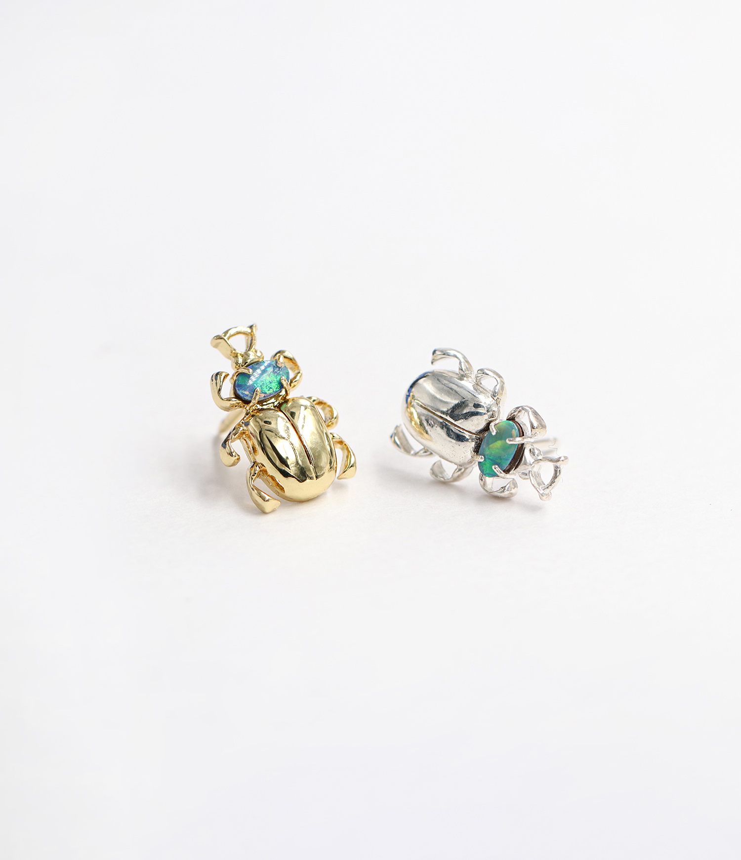 BROOCH NO 02