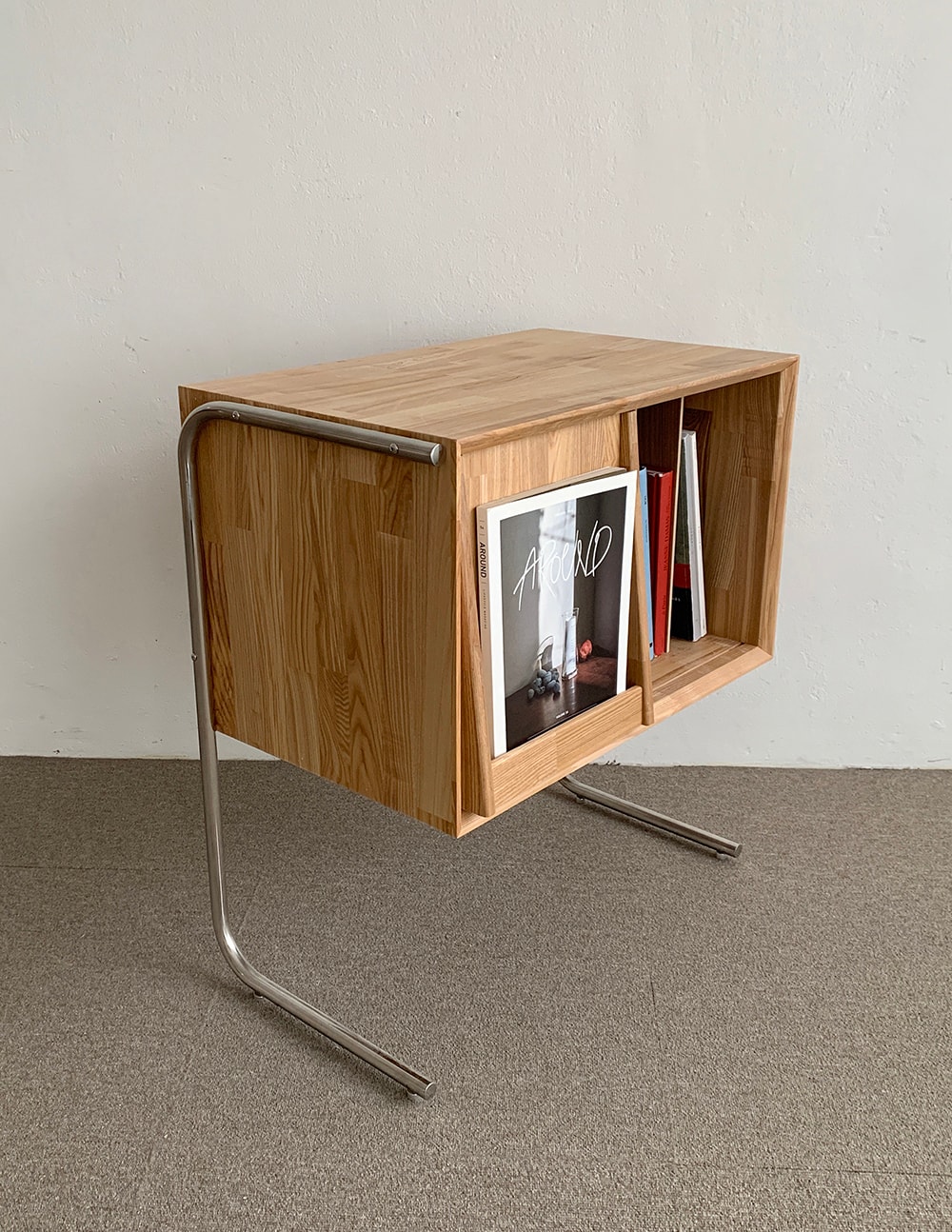 (리퍼) ash stainless magazinerack side table (스테인레스 협탁)