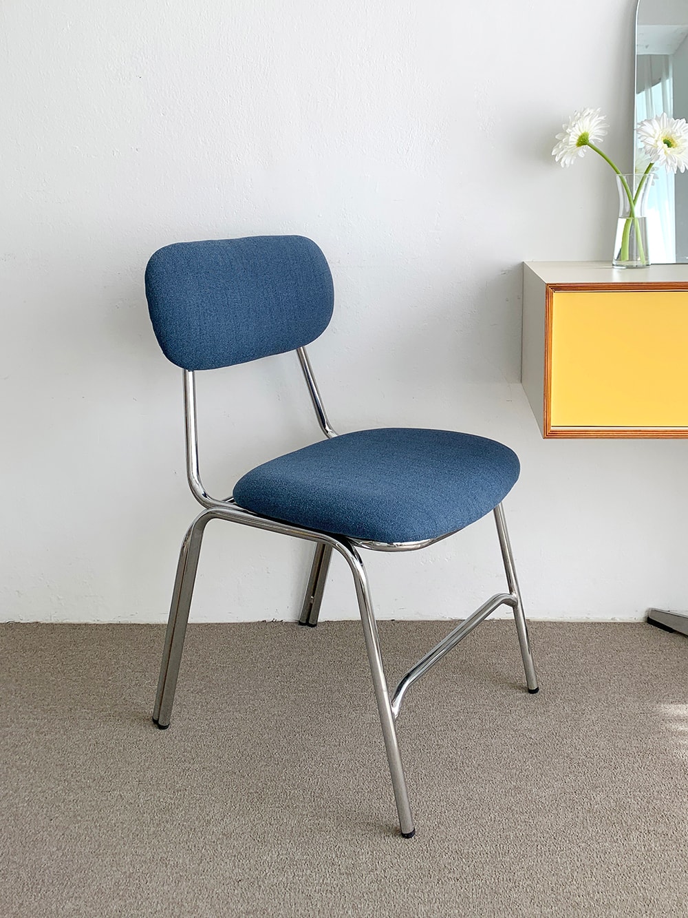 musk fabric steal chair (머스크 패브릭 체어)