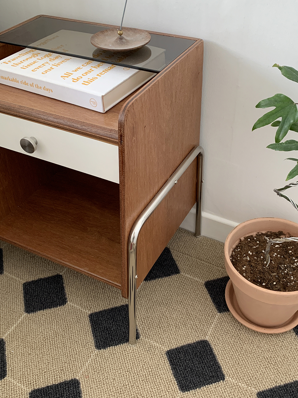 (리퍼) Tan side table (탄 사이드 테이블)